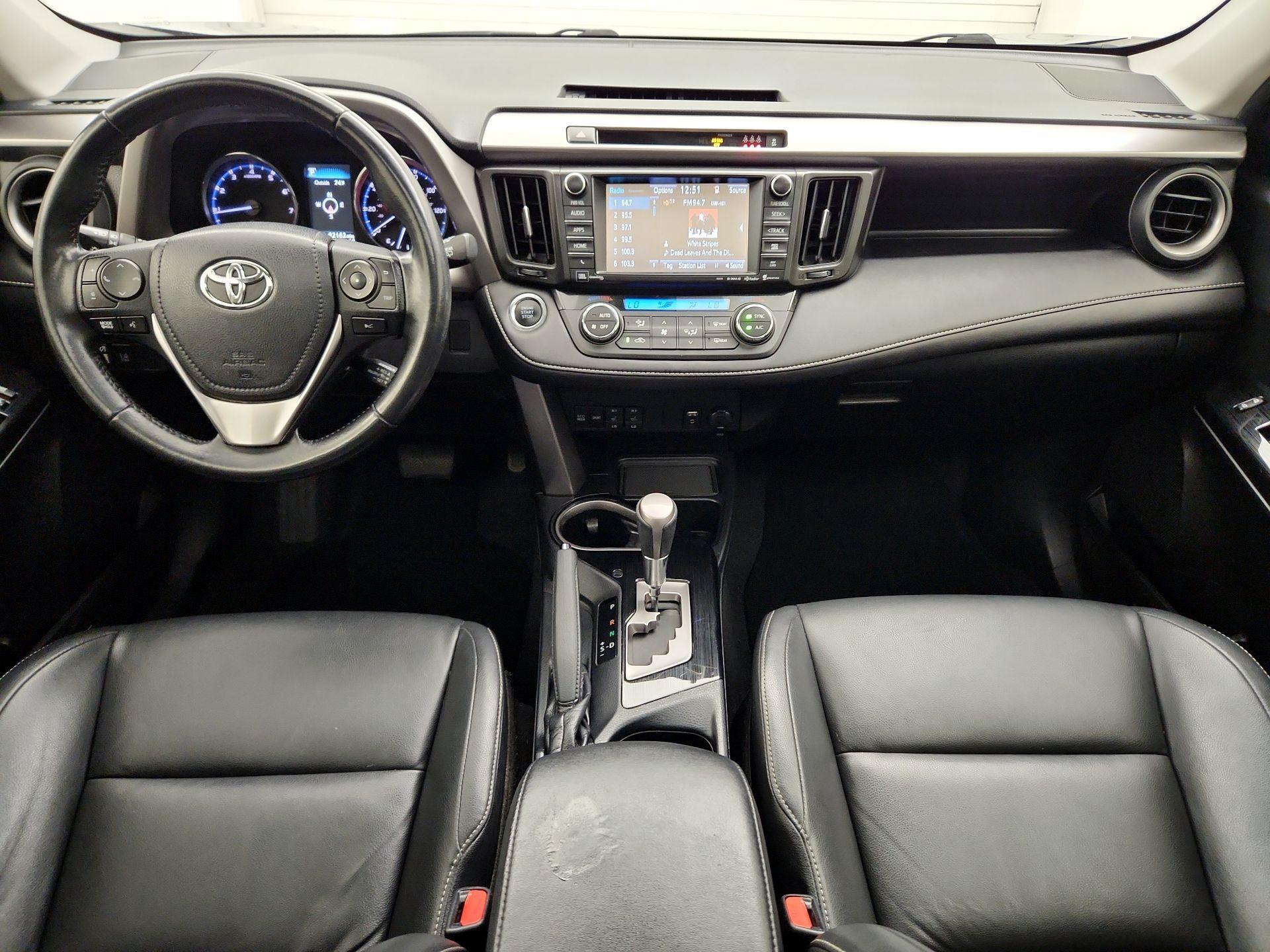 Thumbnail: 2017 Toyota RAV4 - 9
