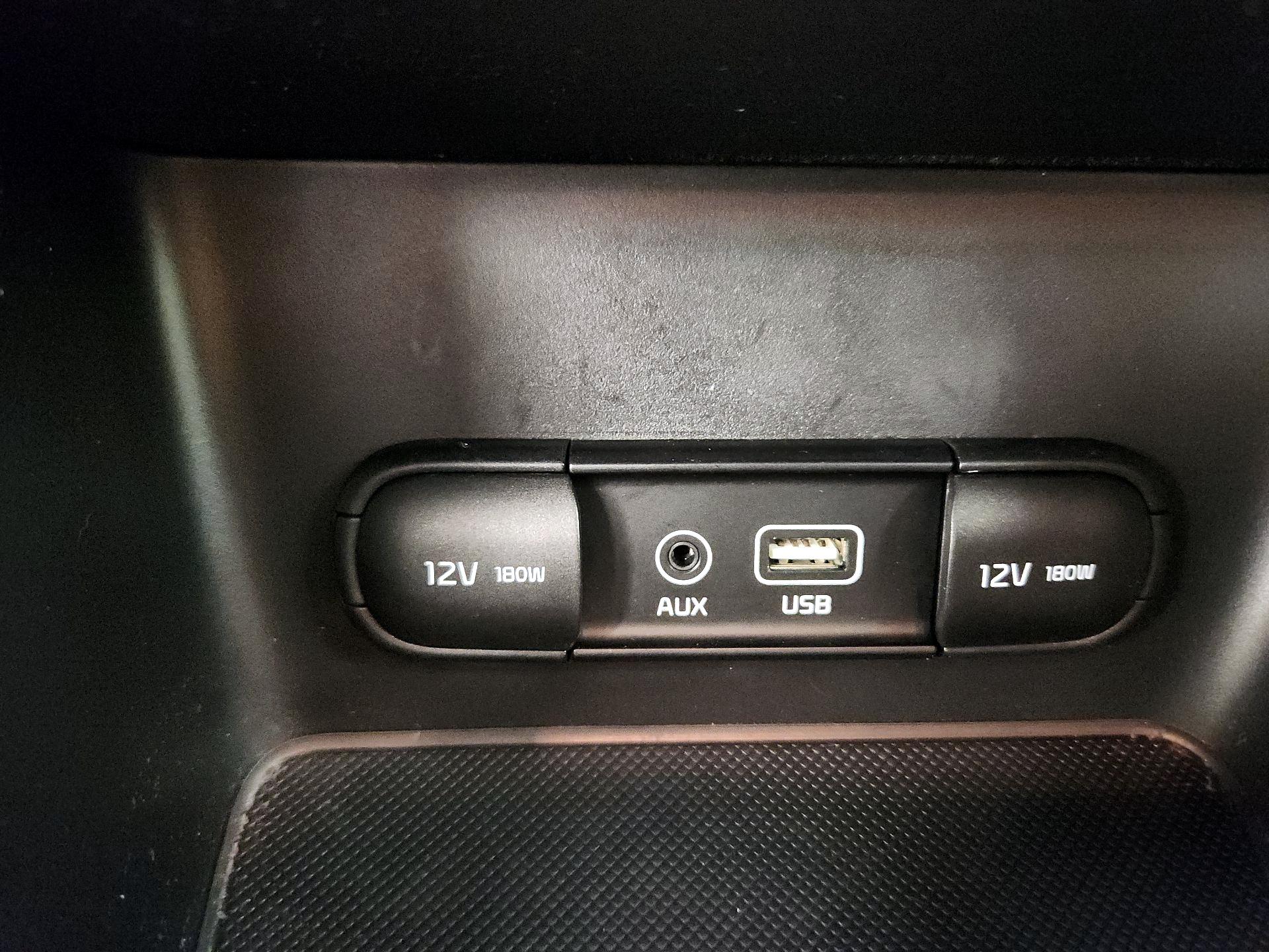 Thumbnail: 2018 Kia Sportage - 18