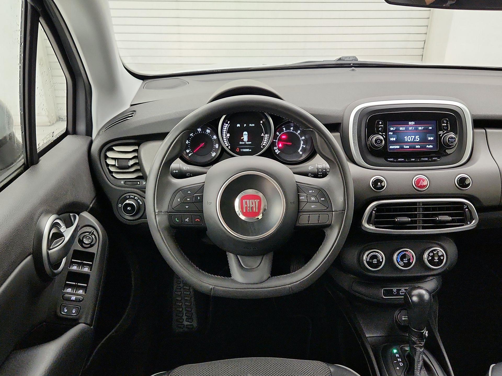 Thumbnail: 2016 Fiat 500X - 10
