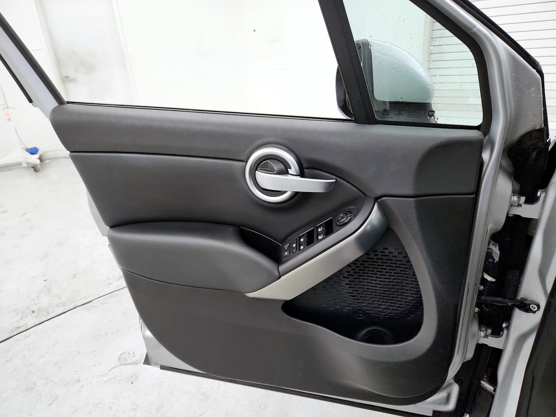 Thumbnail: 2016 Fiat 500X - 12