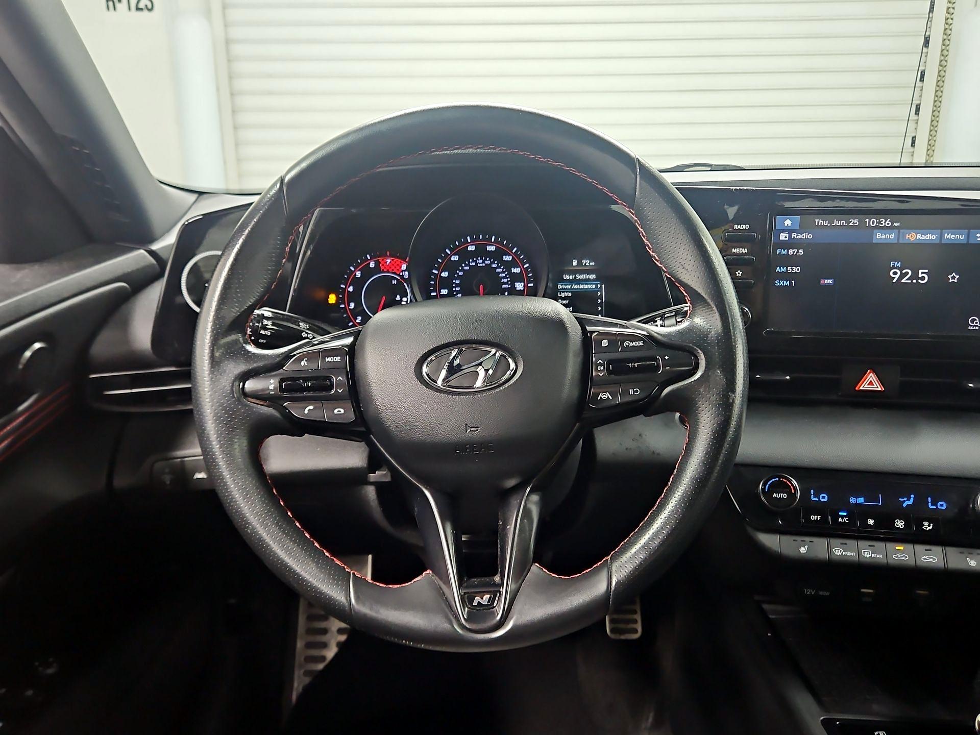 Thumbnail: 2022 Hyundai Elantra - 10