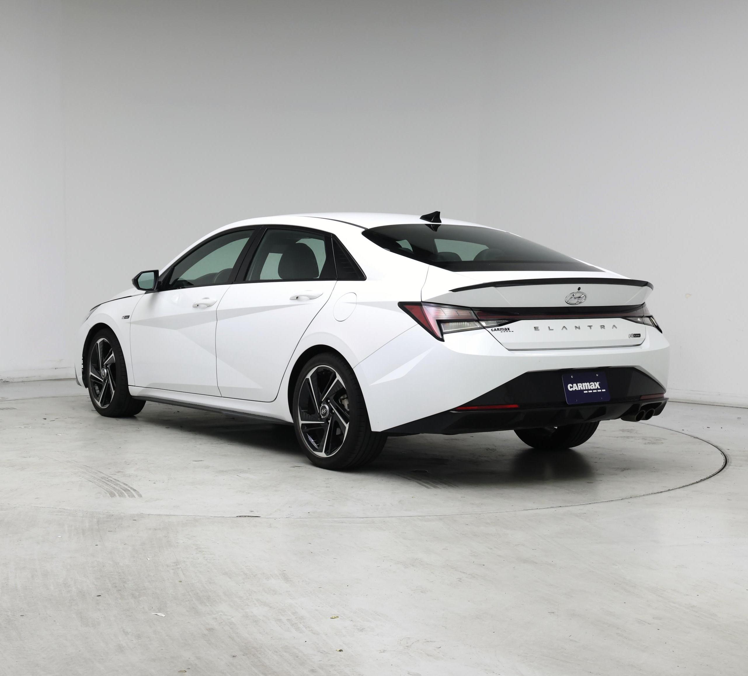 Thumbnail: 2022 Hyundai Elantra - 2