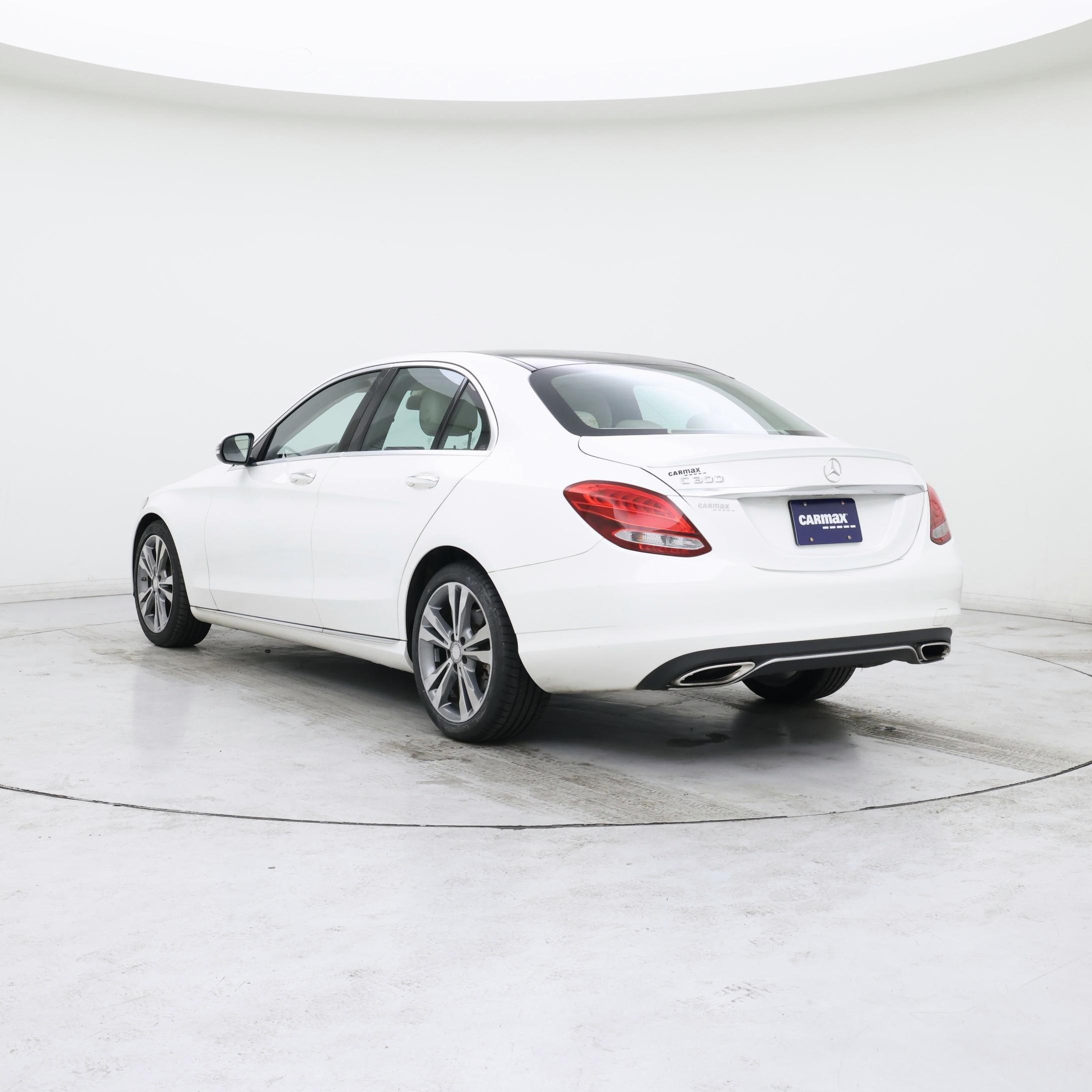 Thumbnail: 2016 Mercedes-Benz C-Class - 2