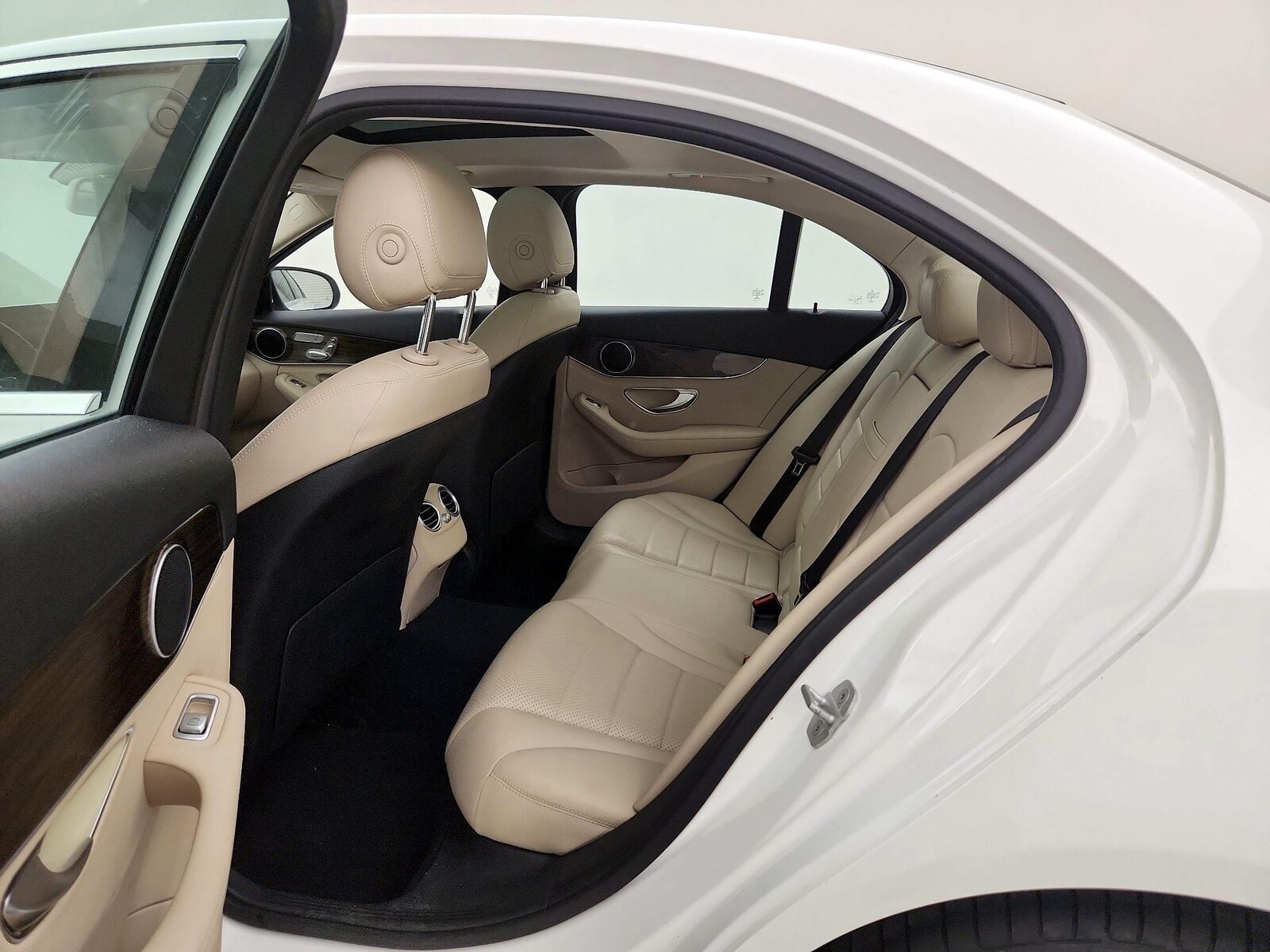 2016 Mercedes-Benz C-Class C300 - Photo 22