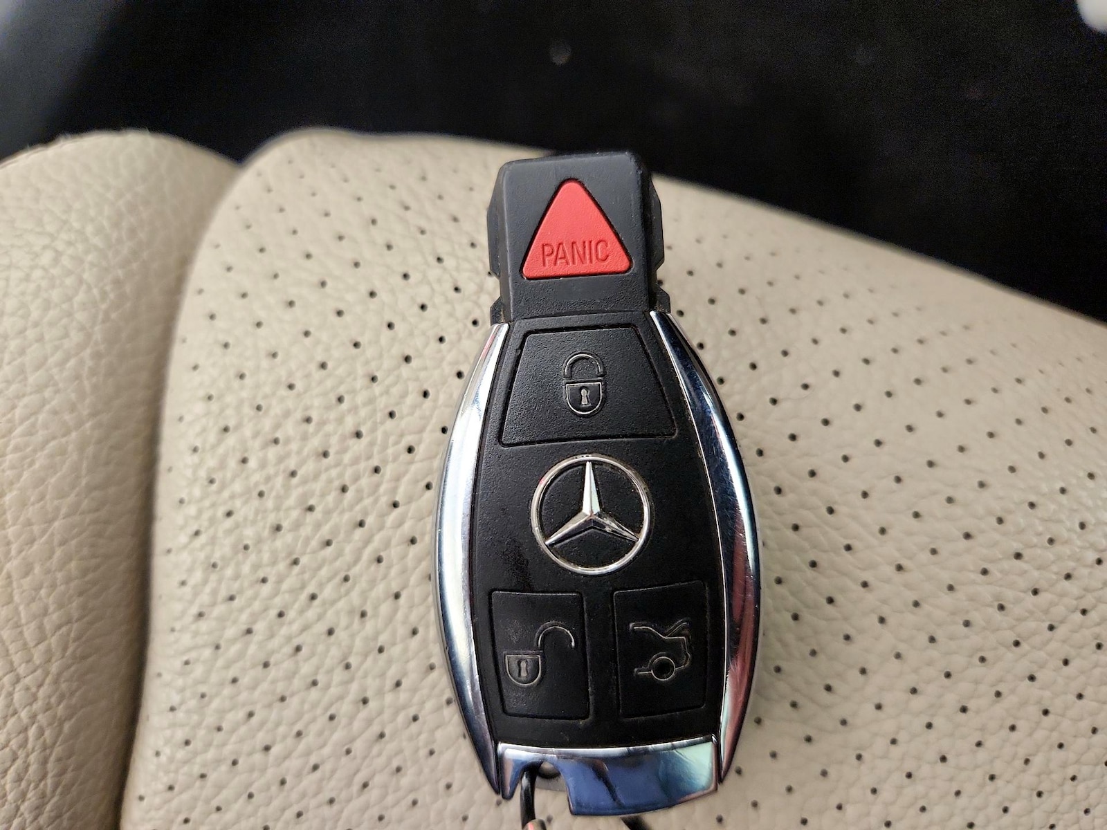 2016 Mercedes-Benz C-Class C300 - Photo 25