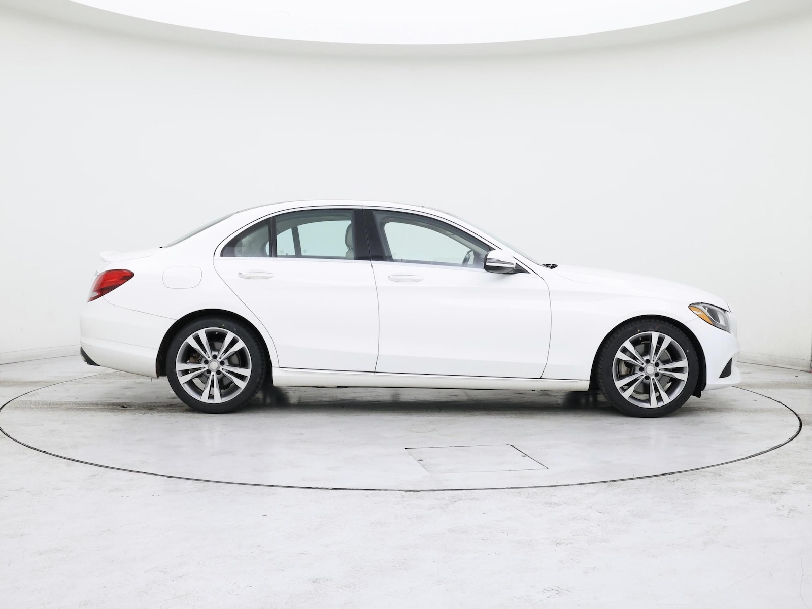 2016 Mercedes-Benz C-Class C300 - Photo 8