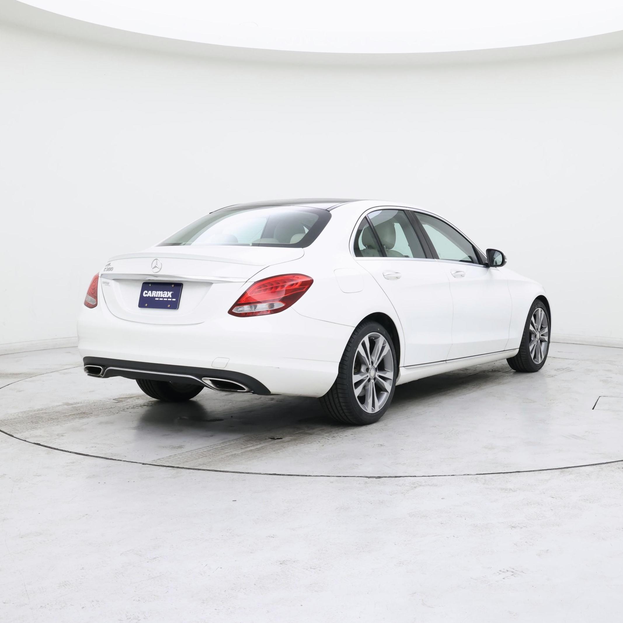 Thumbnail: 2016 Mercedes-Benz C-Class - 8