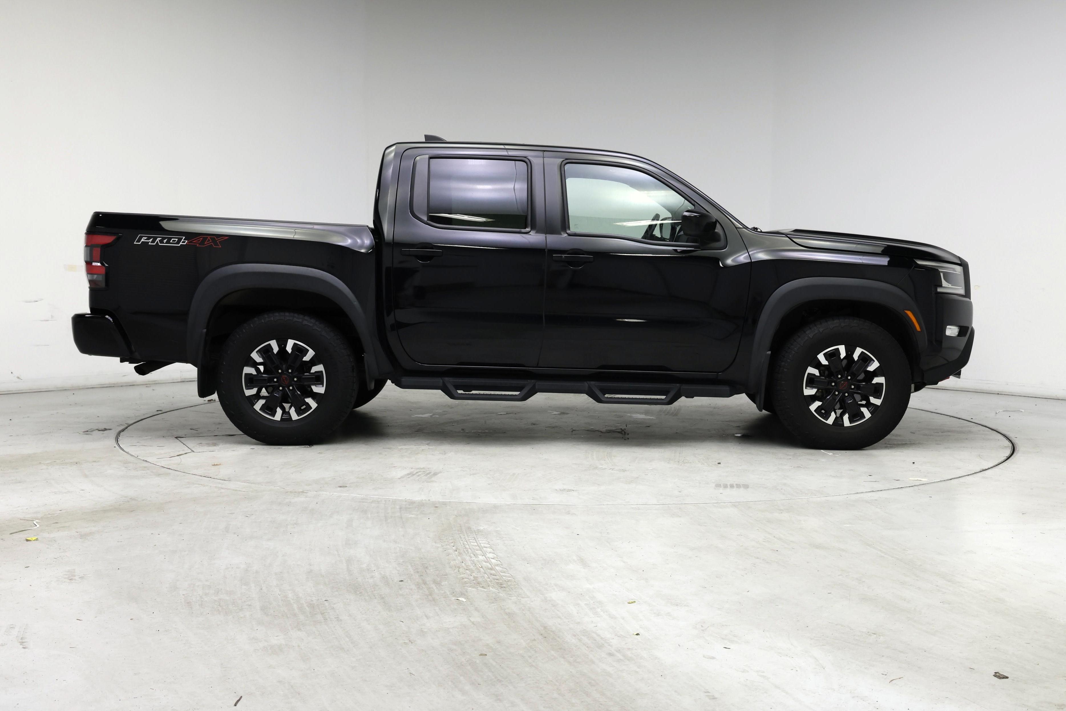 Thumbnail: 2023 Nissan Frontier - 7
