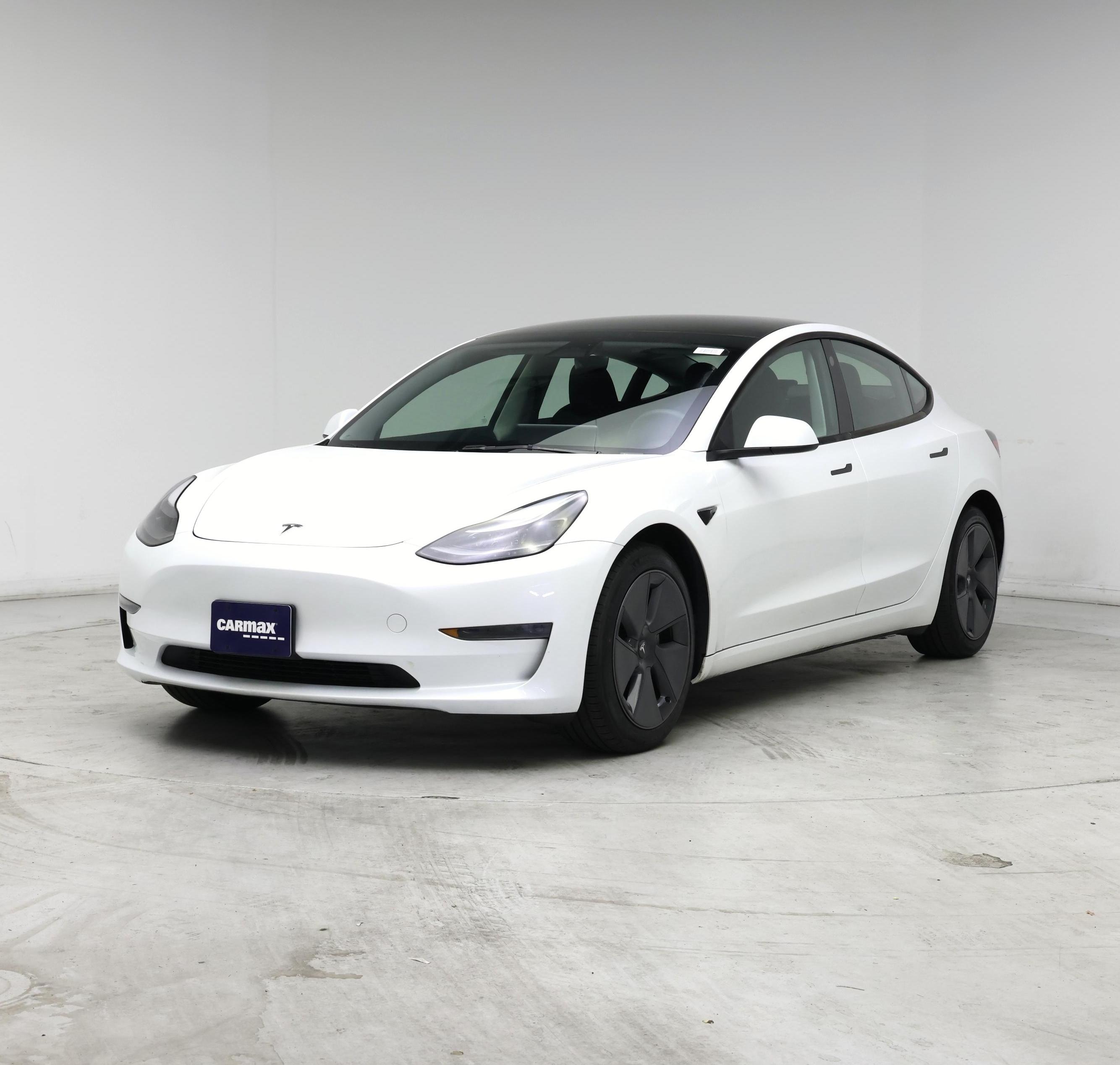 Thumbnail: 2023 Tesla Model 3 - 4
