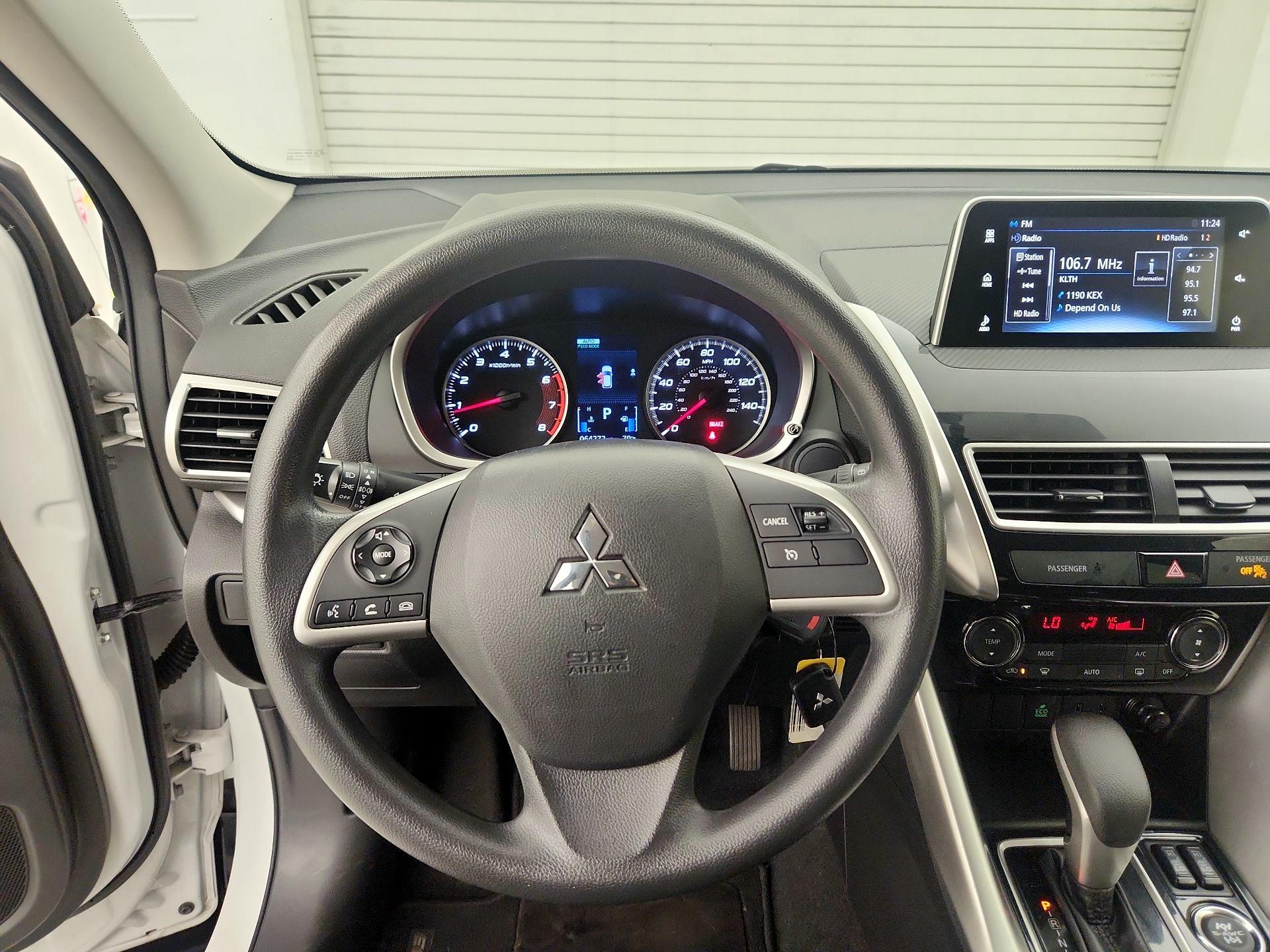 Thumbnail: 2020 Mitsubishi Eclipse Cross - 10
