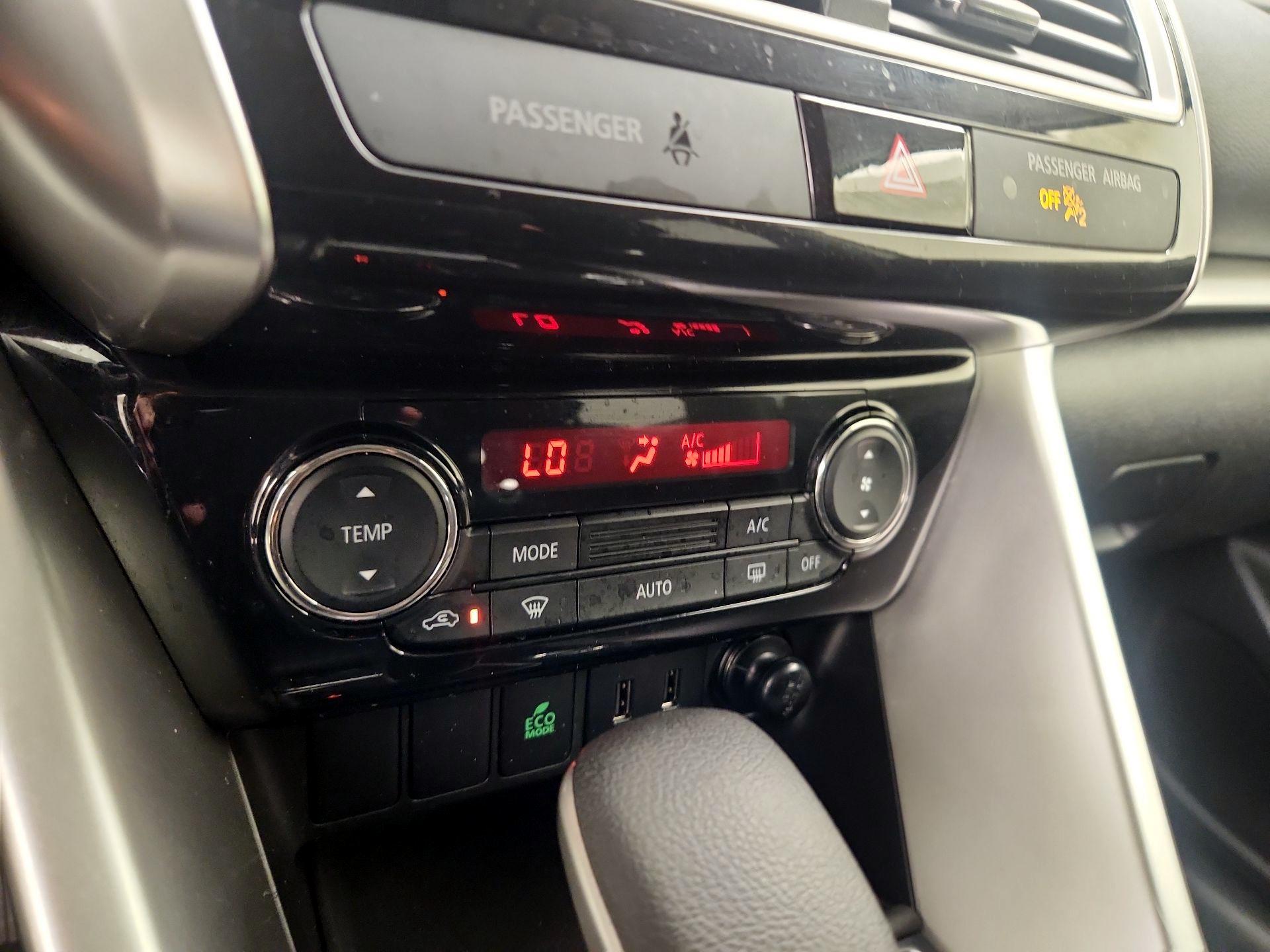 Thumbnail: 2020 Mitsubishi Eclipse Cross - 16
