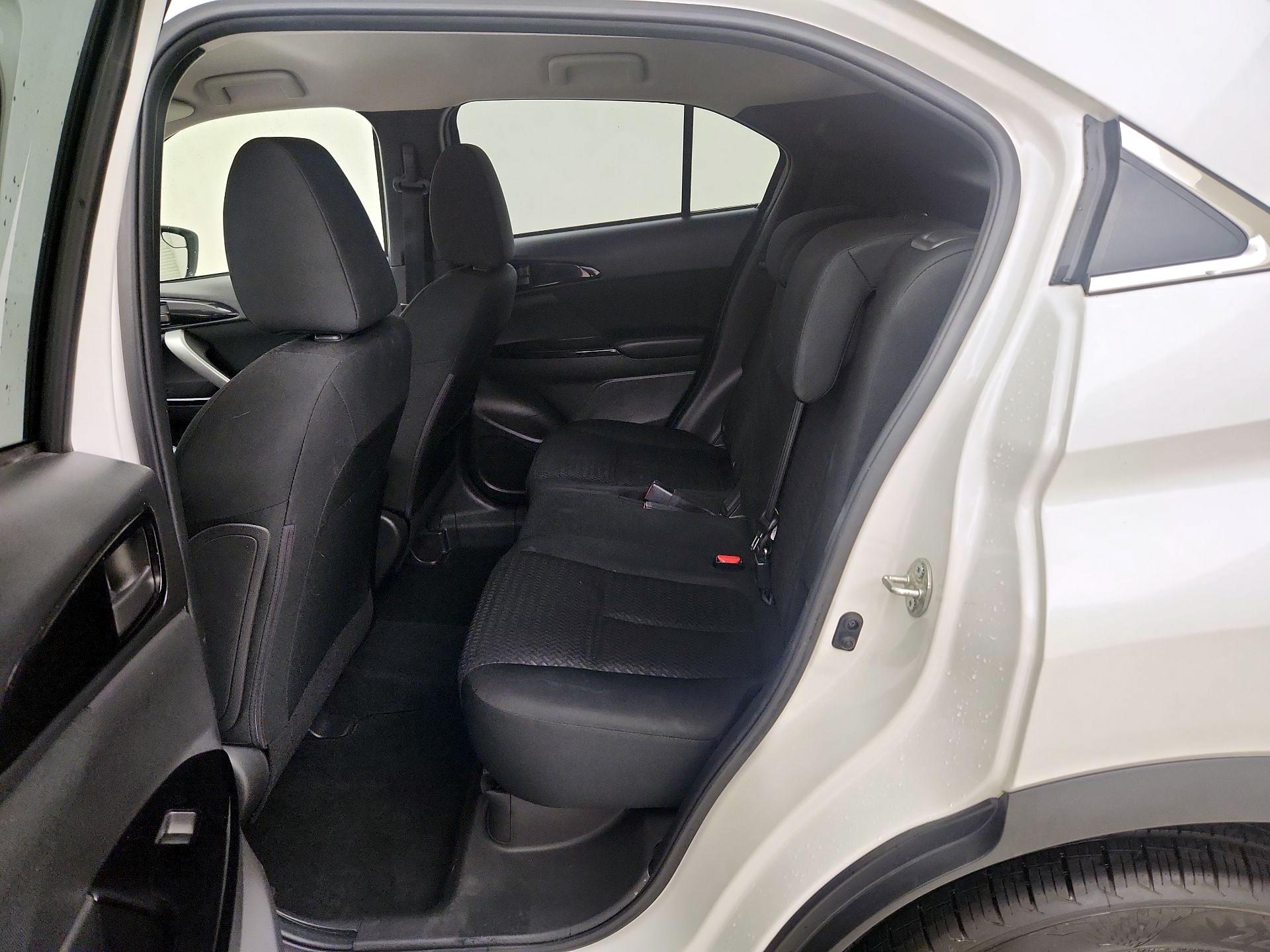 Thumbnail: 2020 Mitsubishi Eclipse Cross - 19