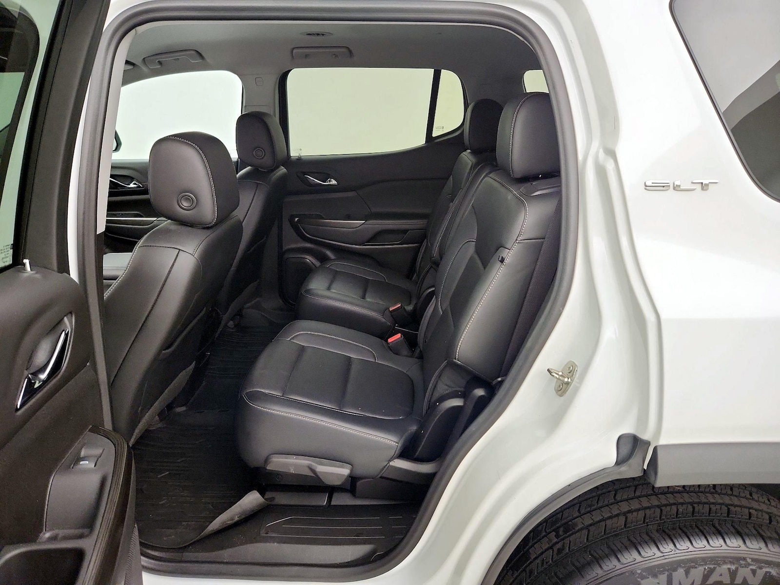 2023 GMC Acadia SLT - Photo 21