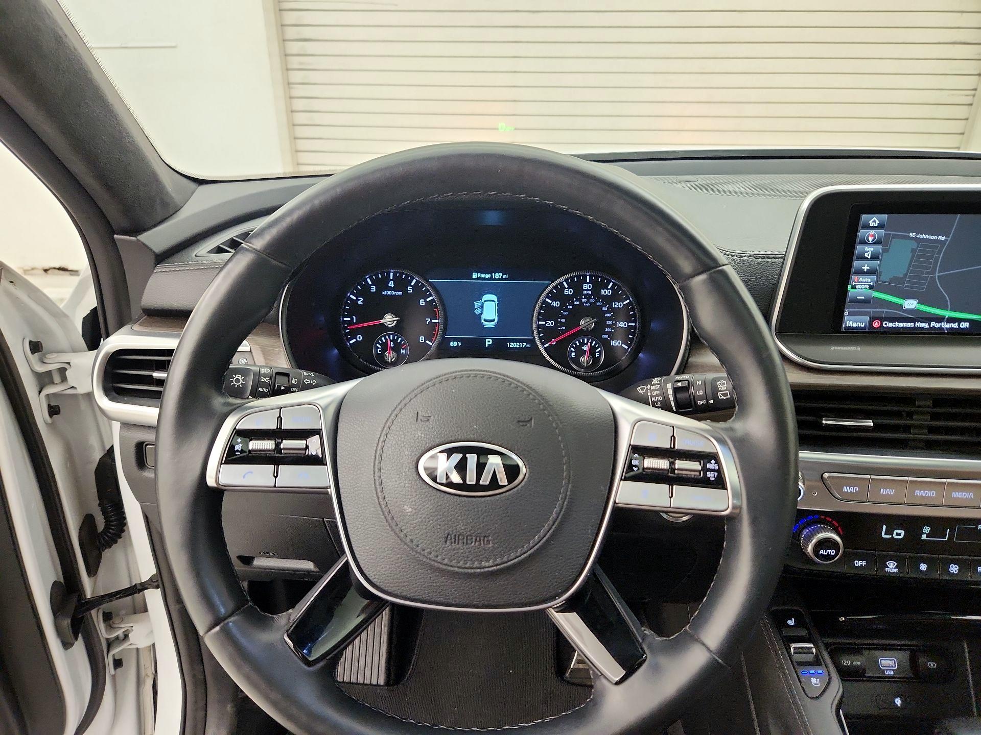 Thumbnail: 2020 Kia Telluride - 10