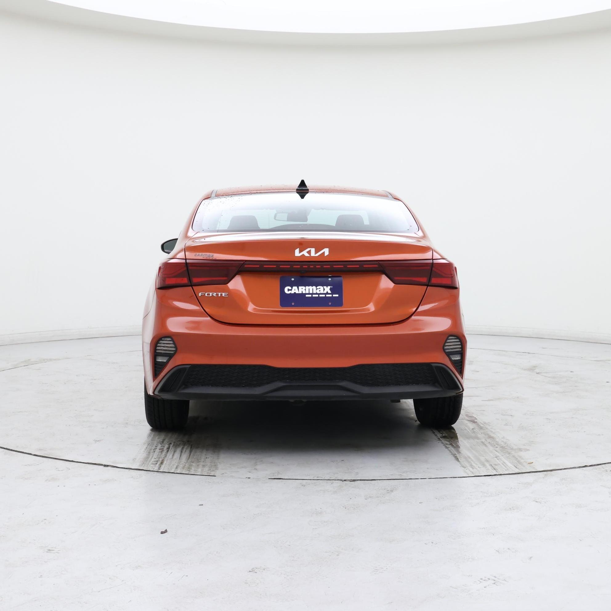 Thumbnail: 2023 Kia Forte - 6