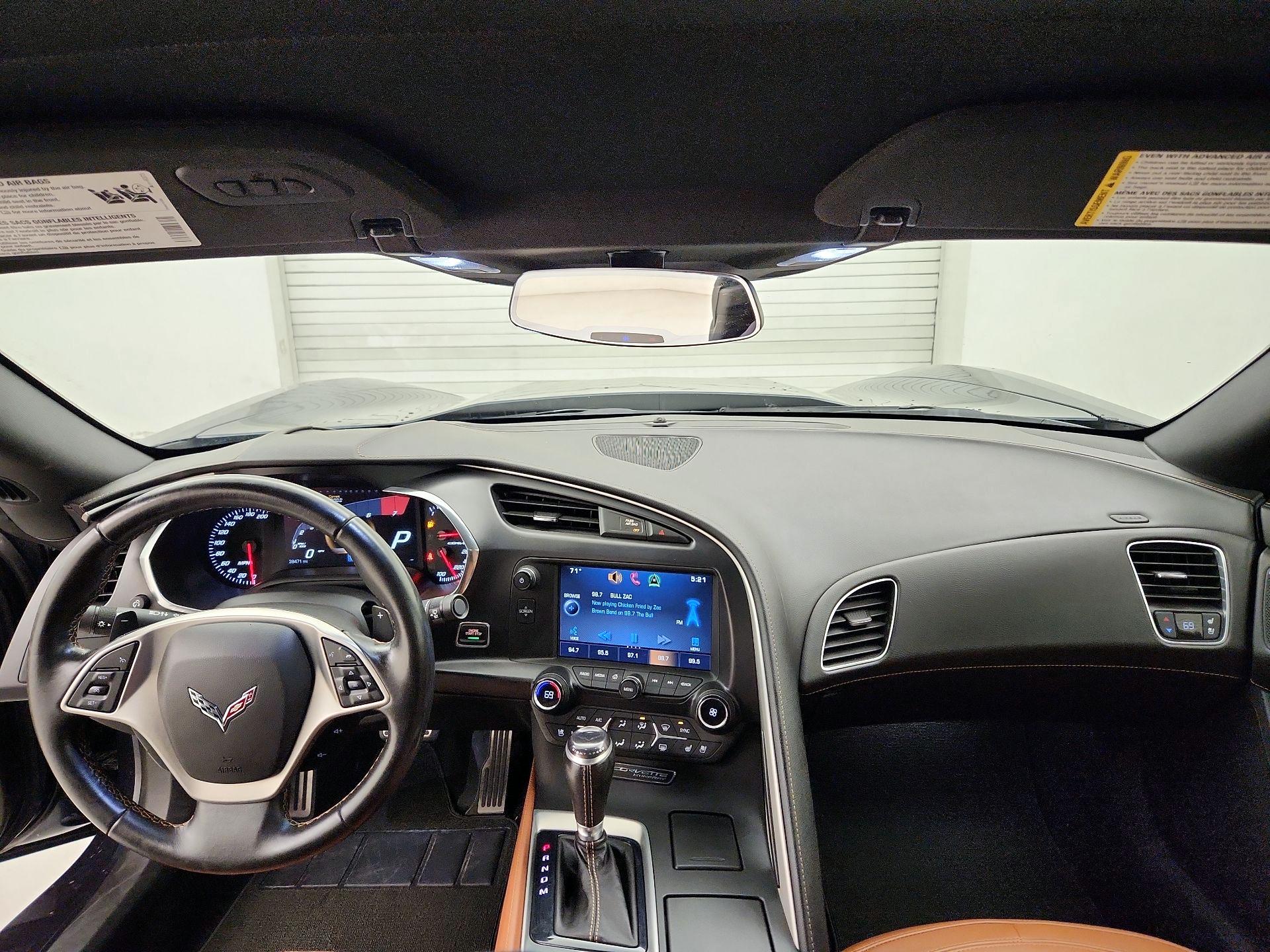 Thumbnail: 2015 Chevrolet Corvette - 9