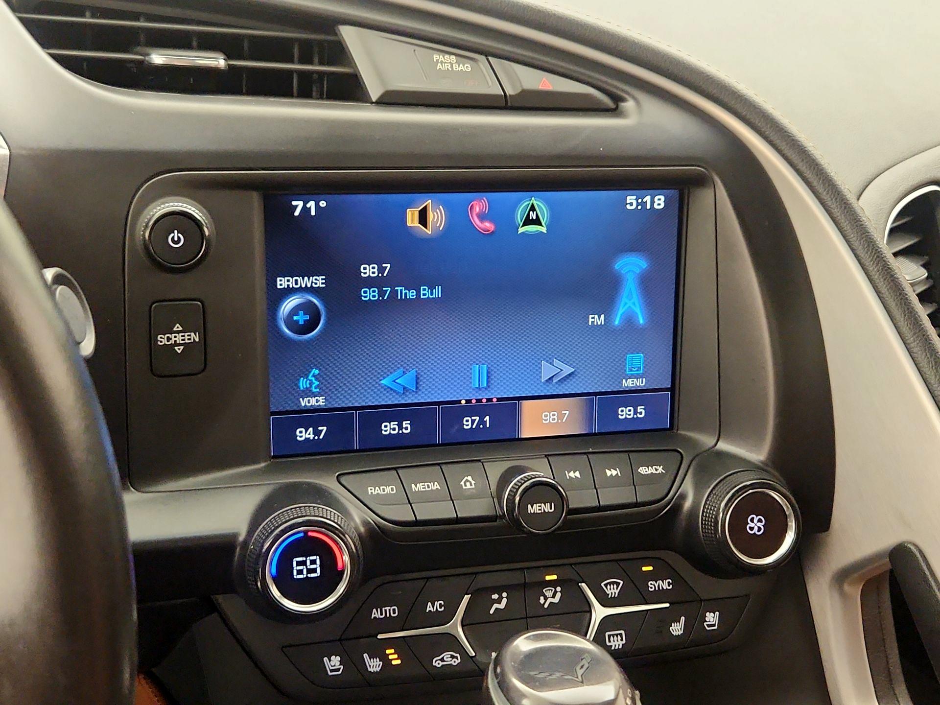 Thumbnail: 2015 Chevrolet Corvette - 15