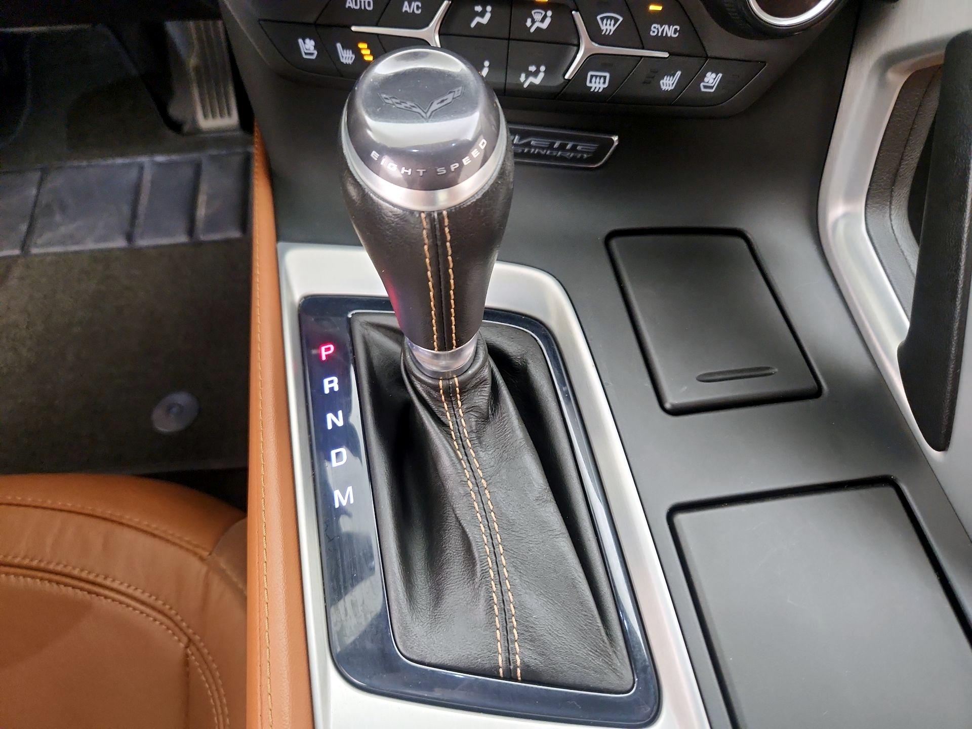 Thumbnail: 2015 Chevrolet Corvette - 17