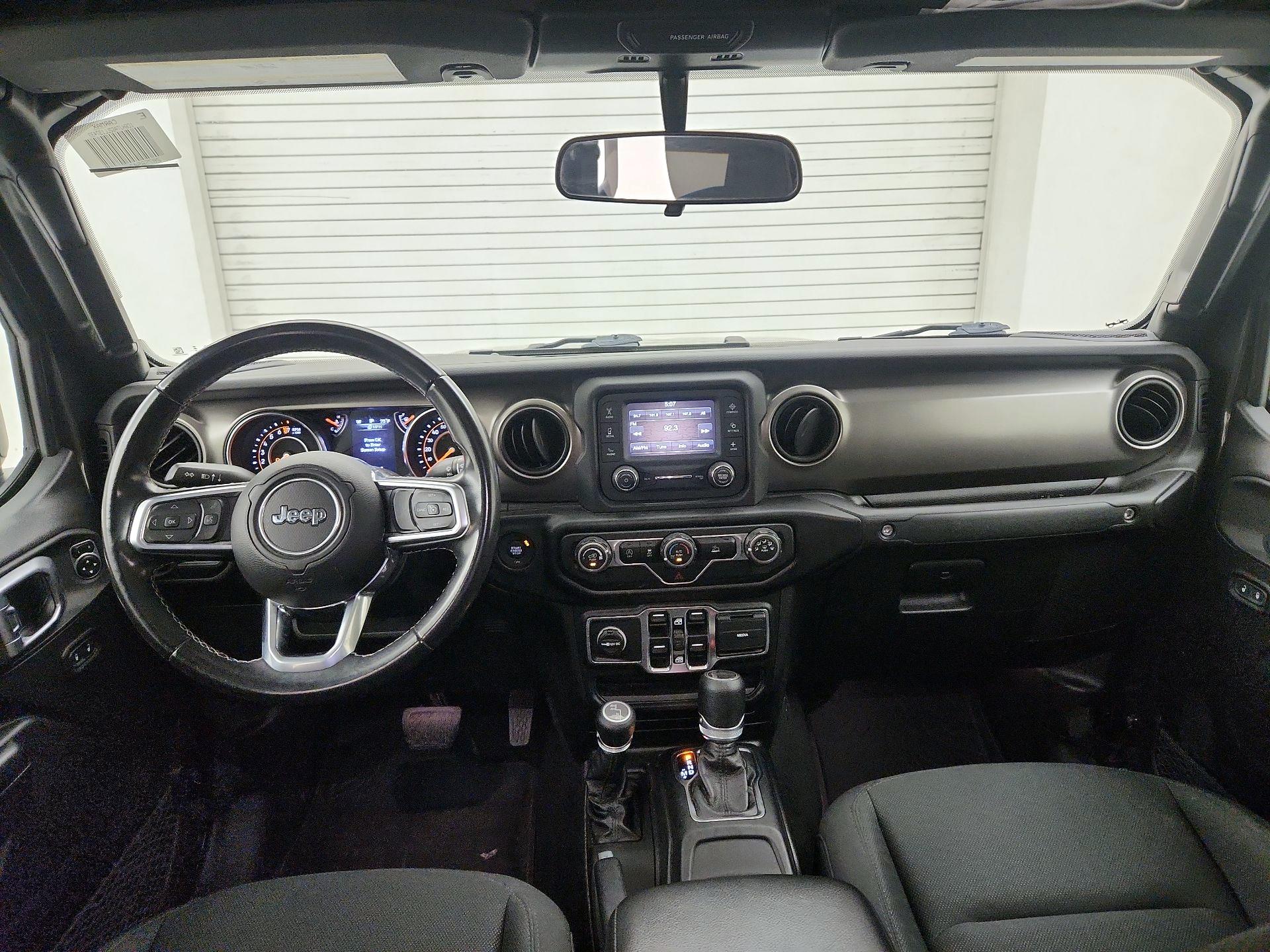 Thumbnail: 2020 Jeep Gladiator - 9