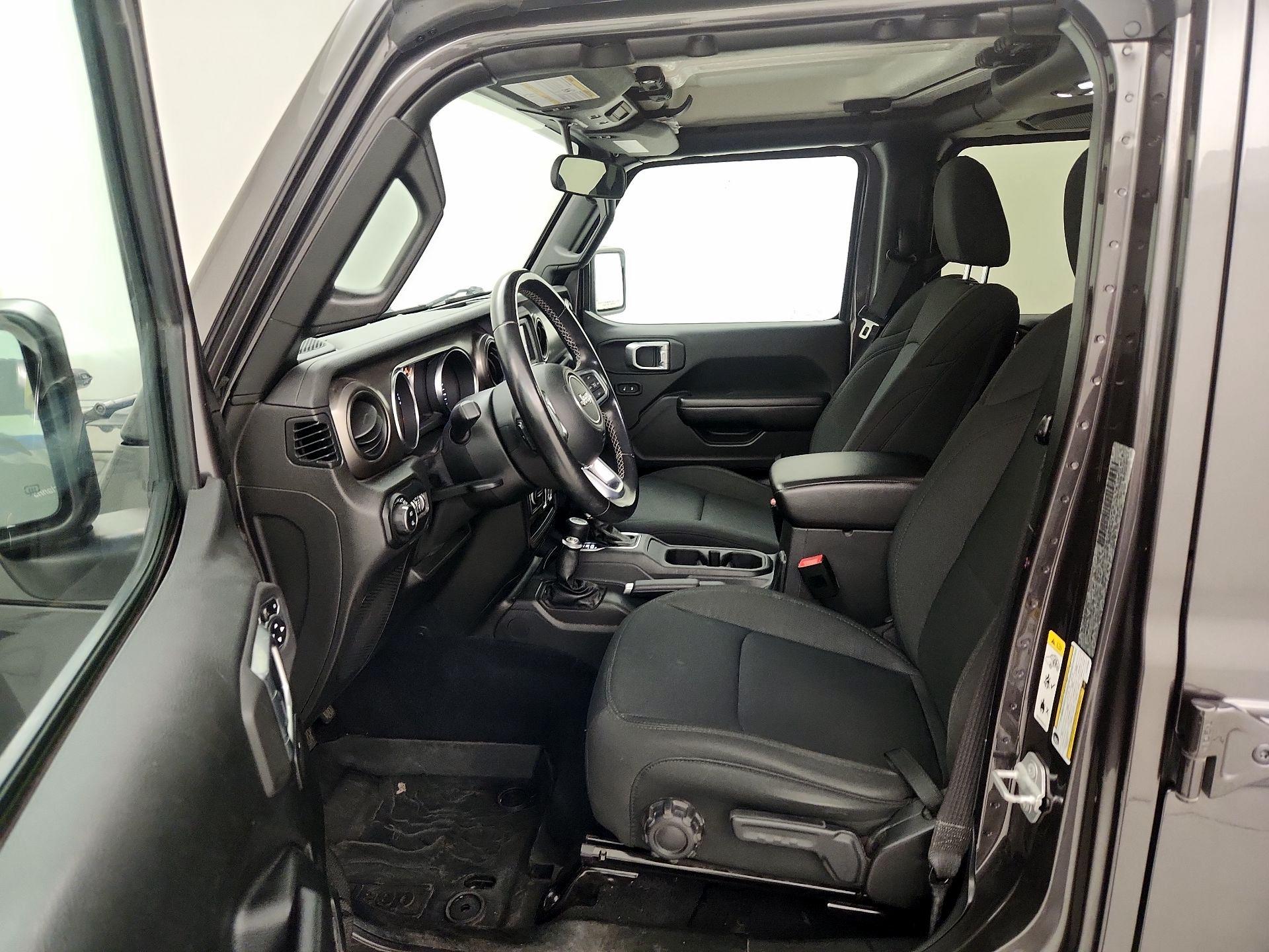 Thumbnail: 2020 Jeep Gladiator - 11