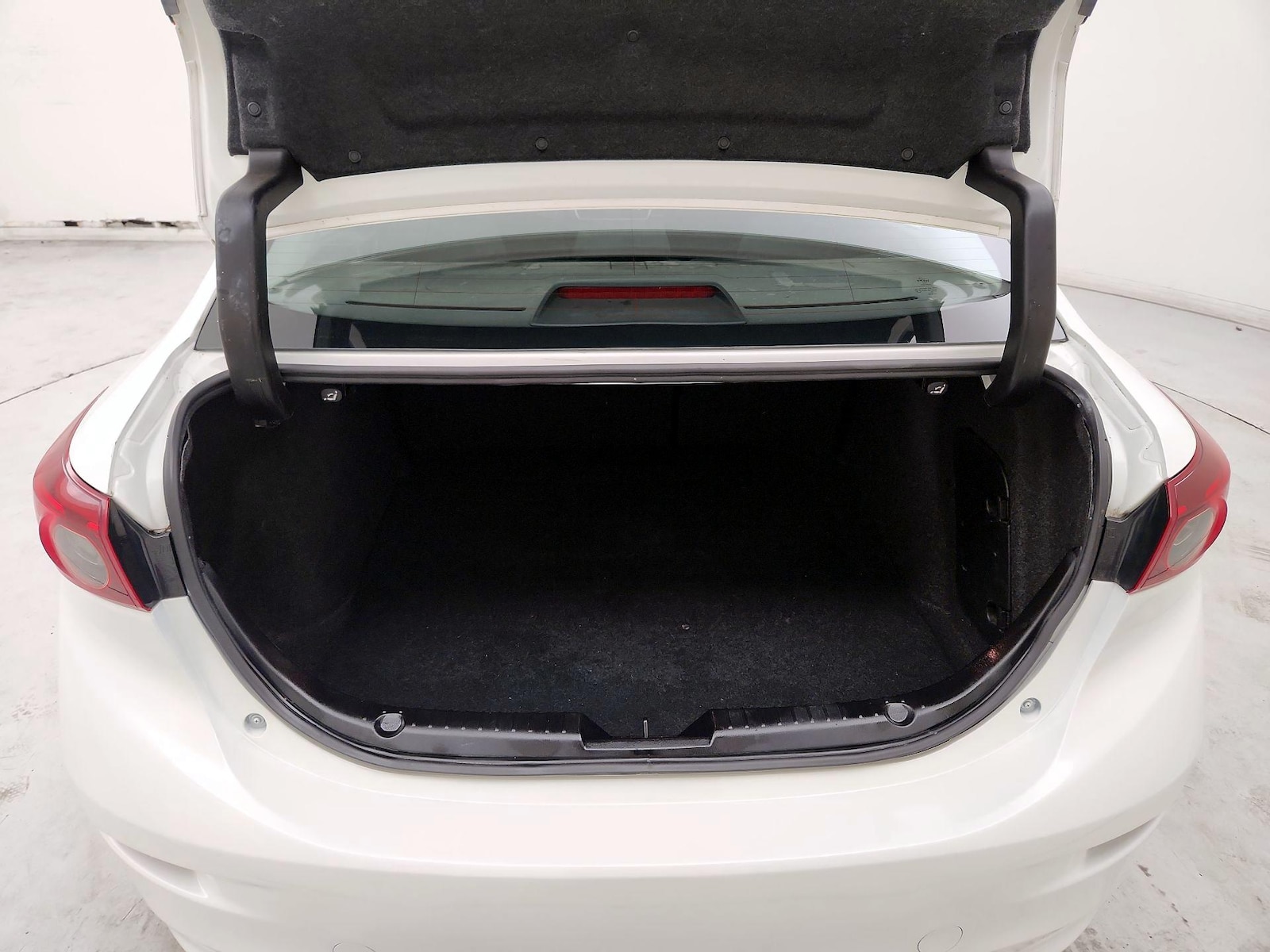 2016 Mazda MAZDA3 i Sport - Photo 21