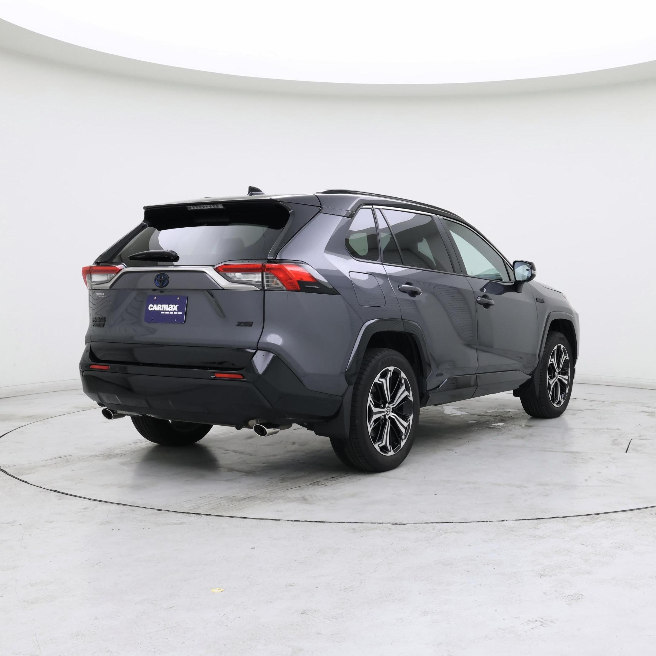 Thumbnail: 2024 Toyota RAV4 - 8
