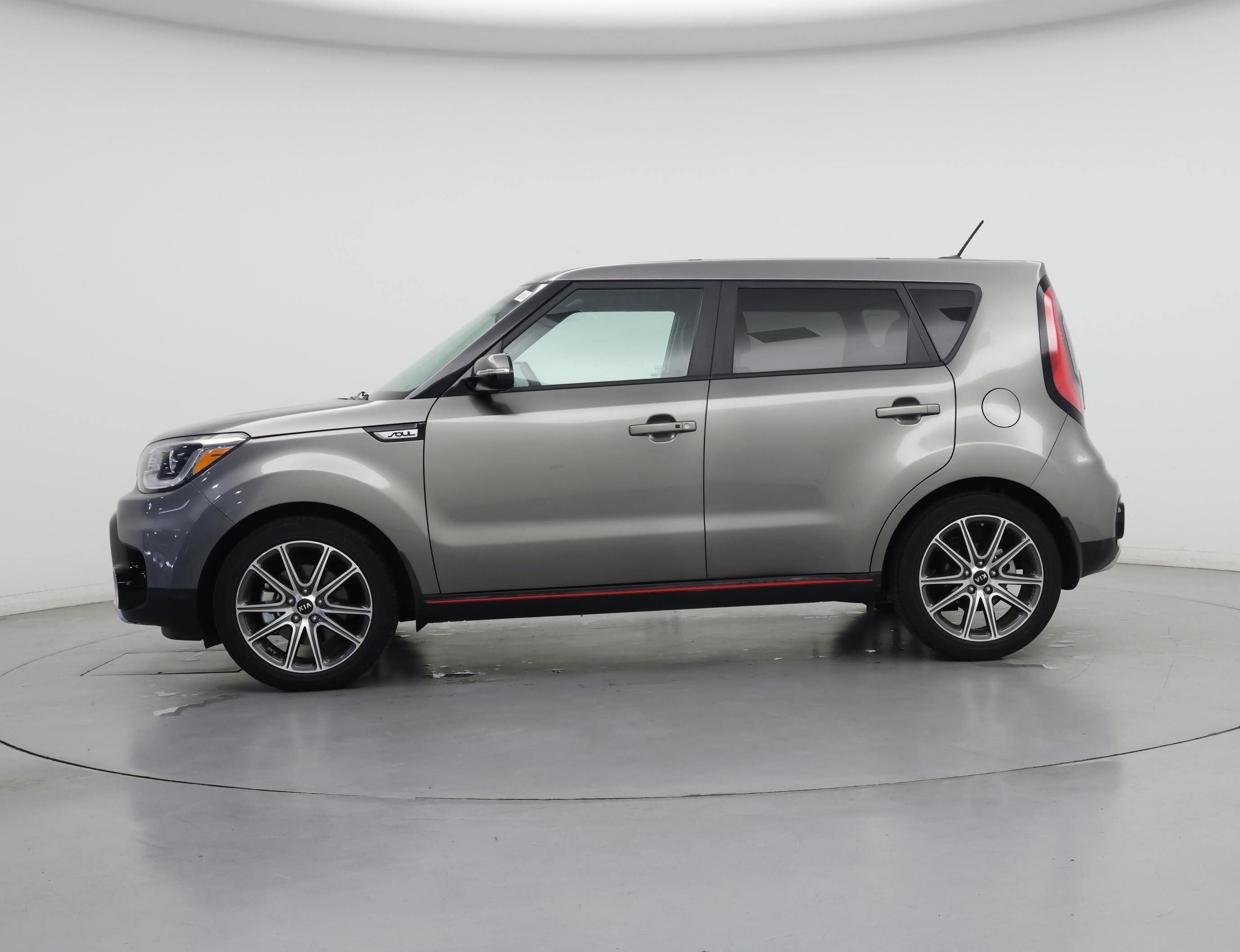 Thumbnail: 2019 Kia Soul - 3