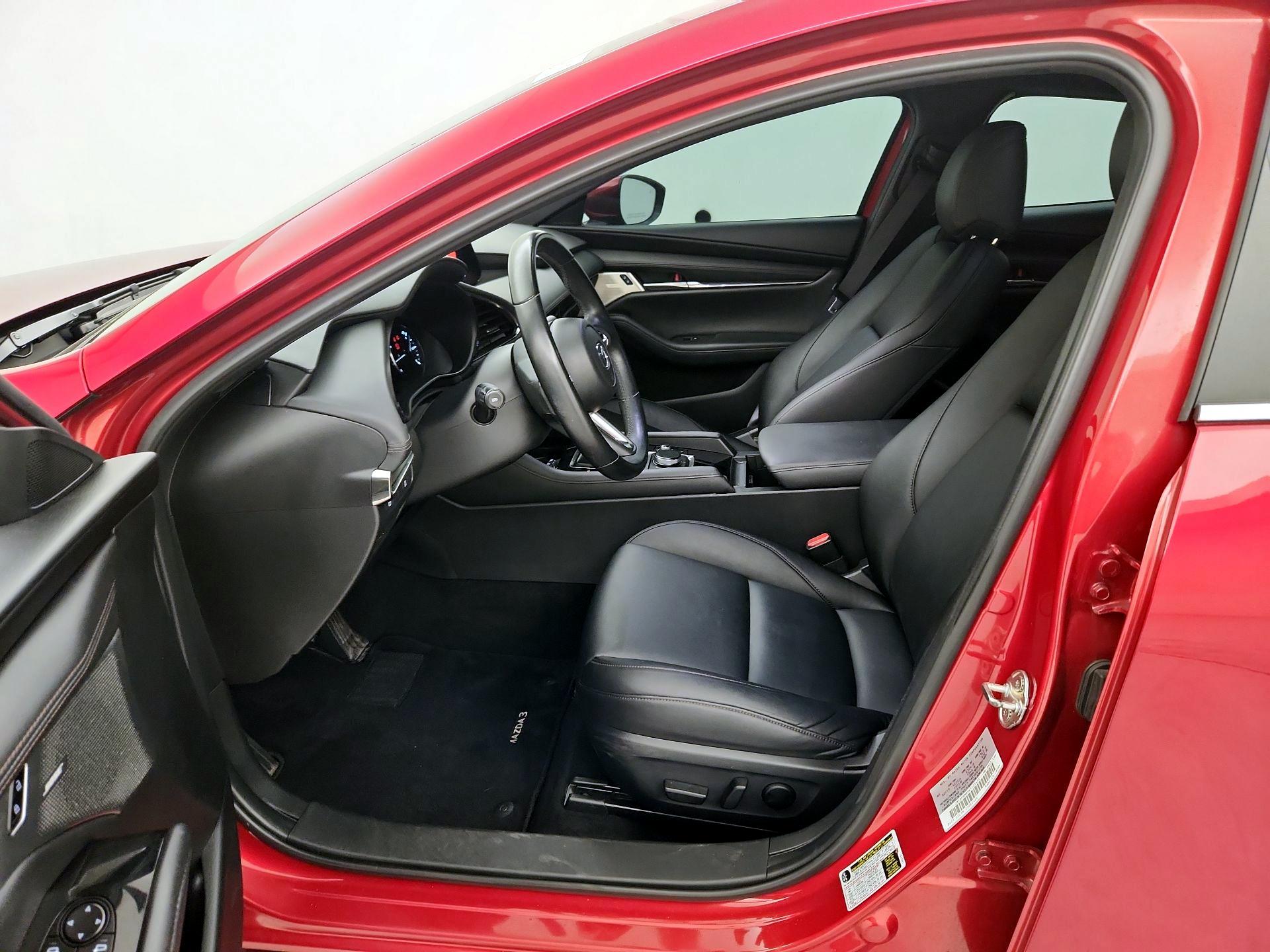 Thumbnail: 2019 Mazda Mazda3 - 11