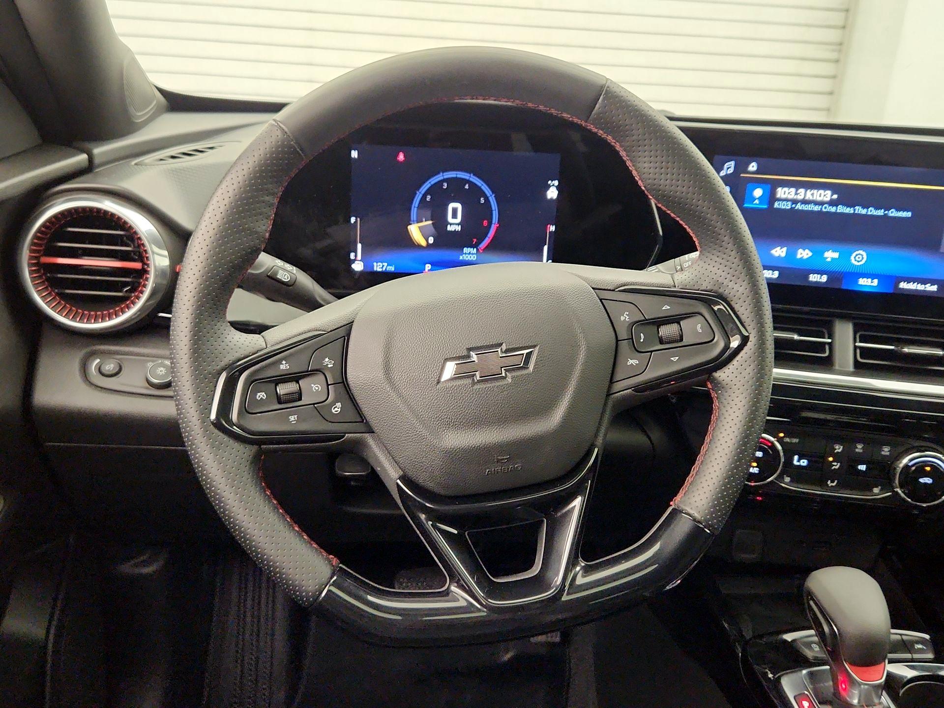 Thumbnail: 2025 Chevrolet Trax - 10