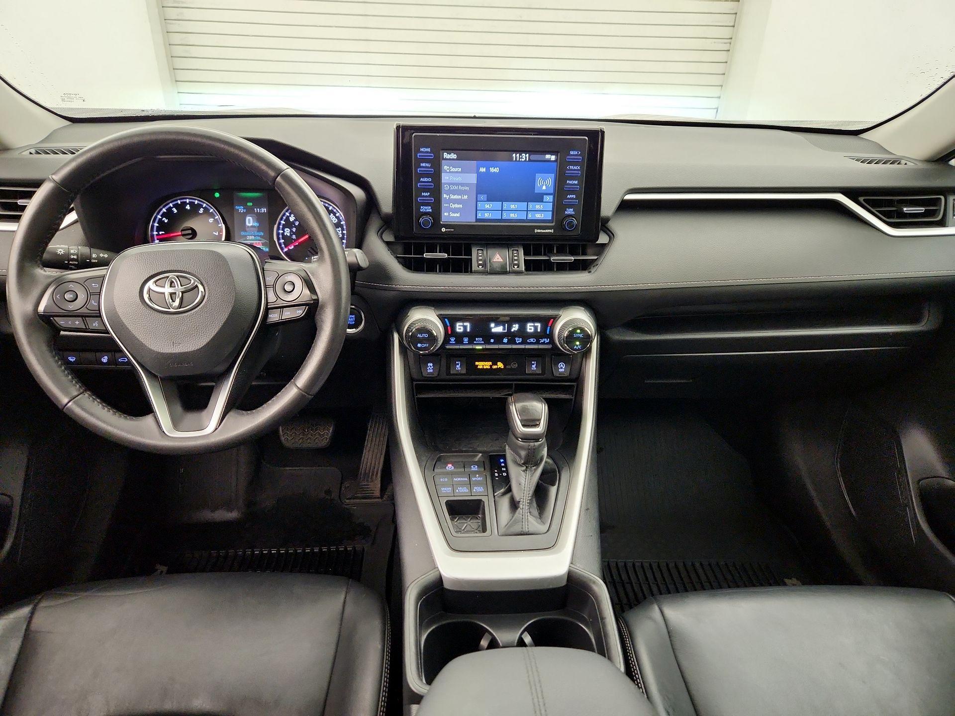 Thumbnail: 2021 Toyota RAV4 - 9