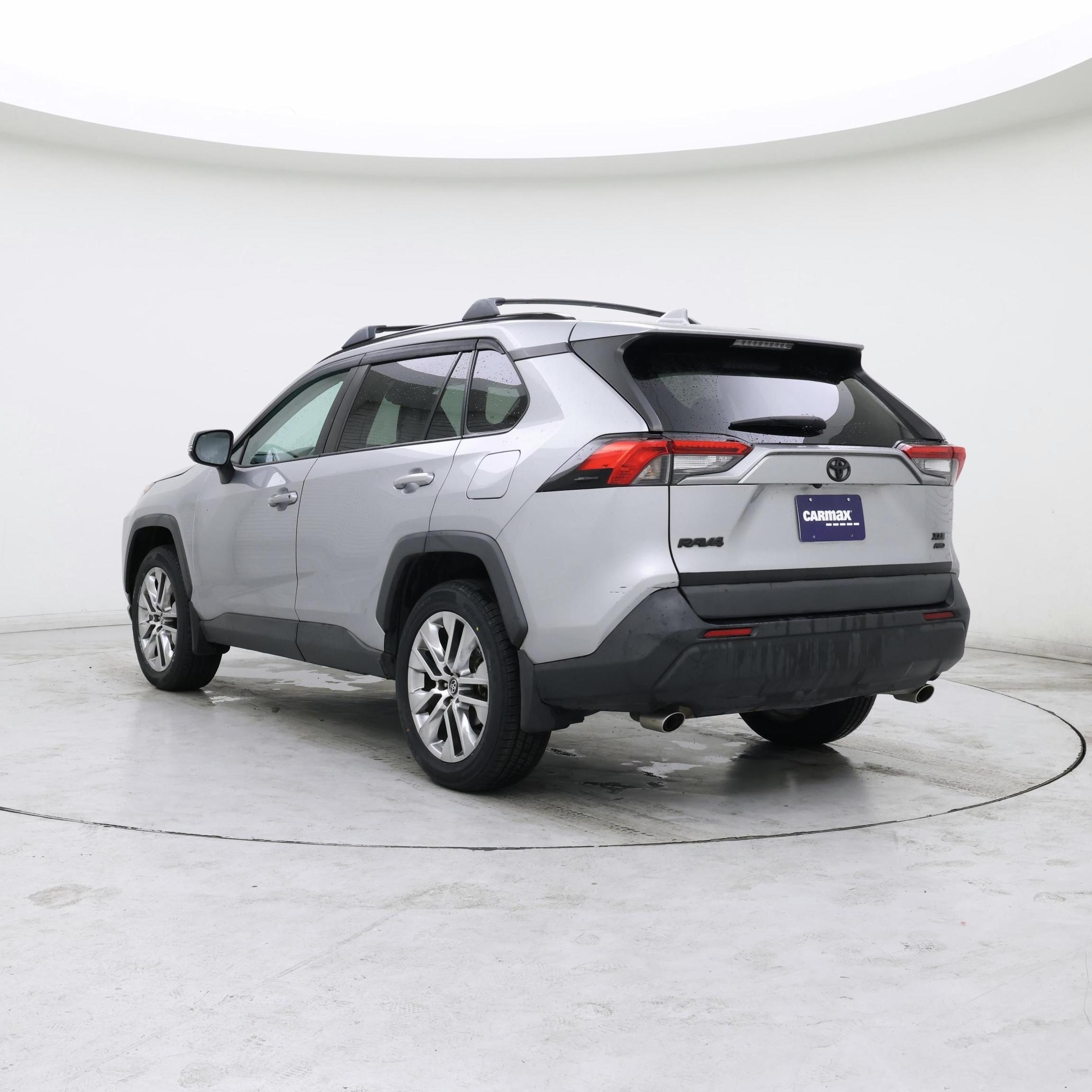 Thumbnail: 2021 Toyota RAV4 - 2