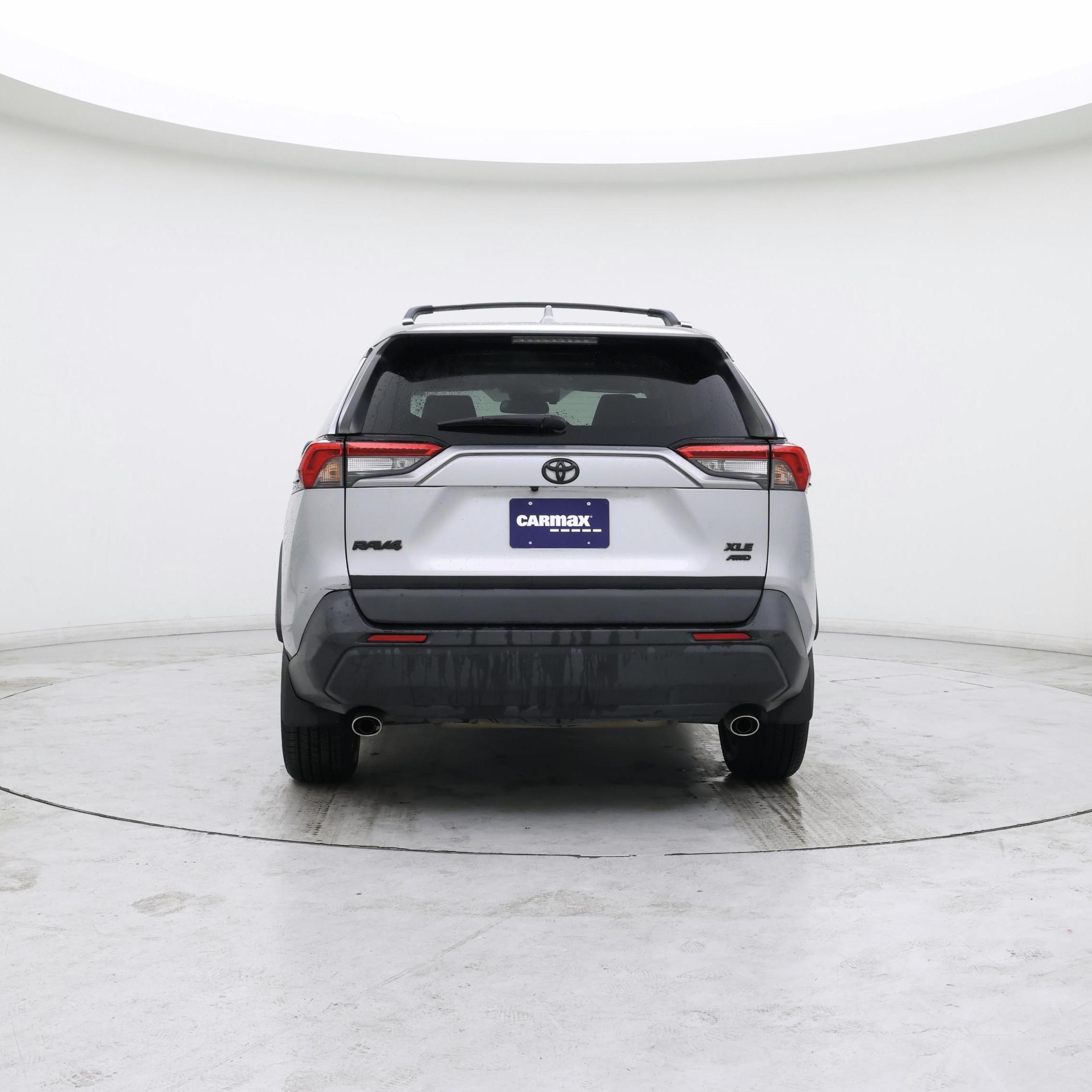 Thumbnail: 2021 Toyota RAV4 - 6