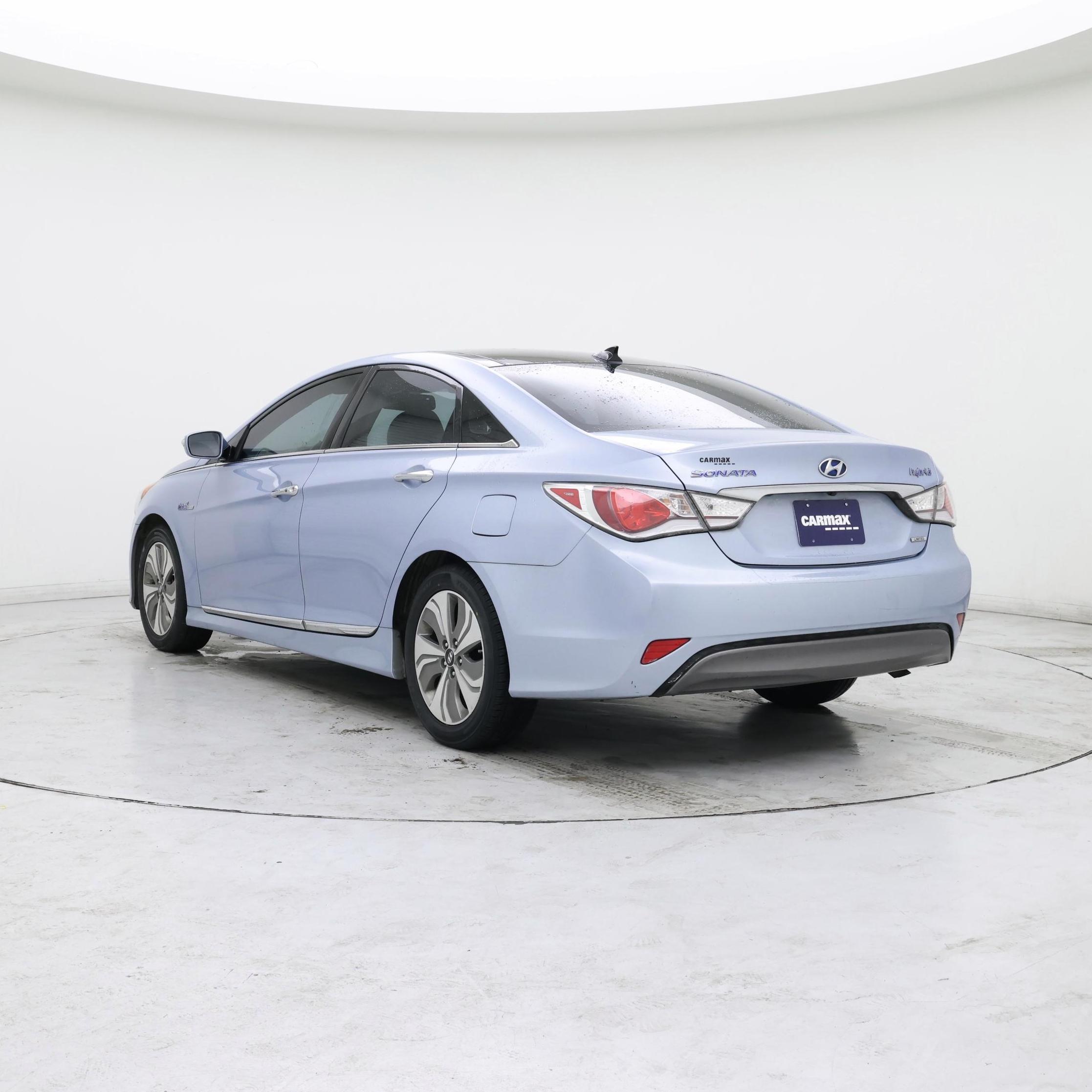 Thumbnail: 2015 Hyundai Sonata - 2