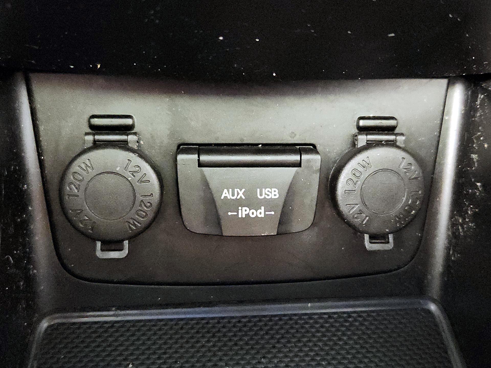 Thumbnail: 2015 Hyundai Sonata - 19