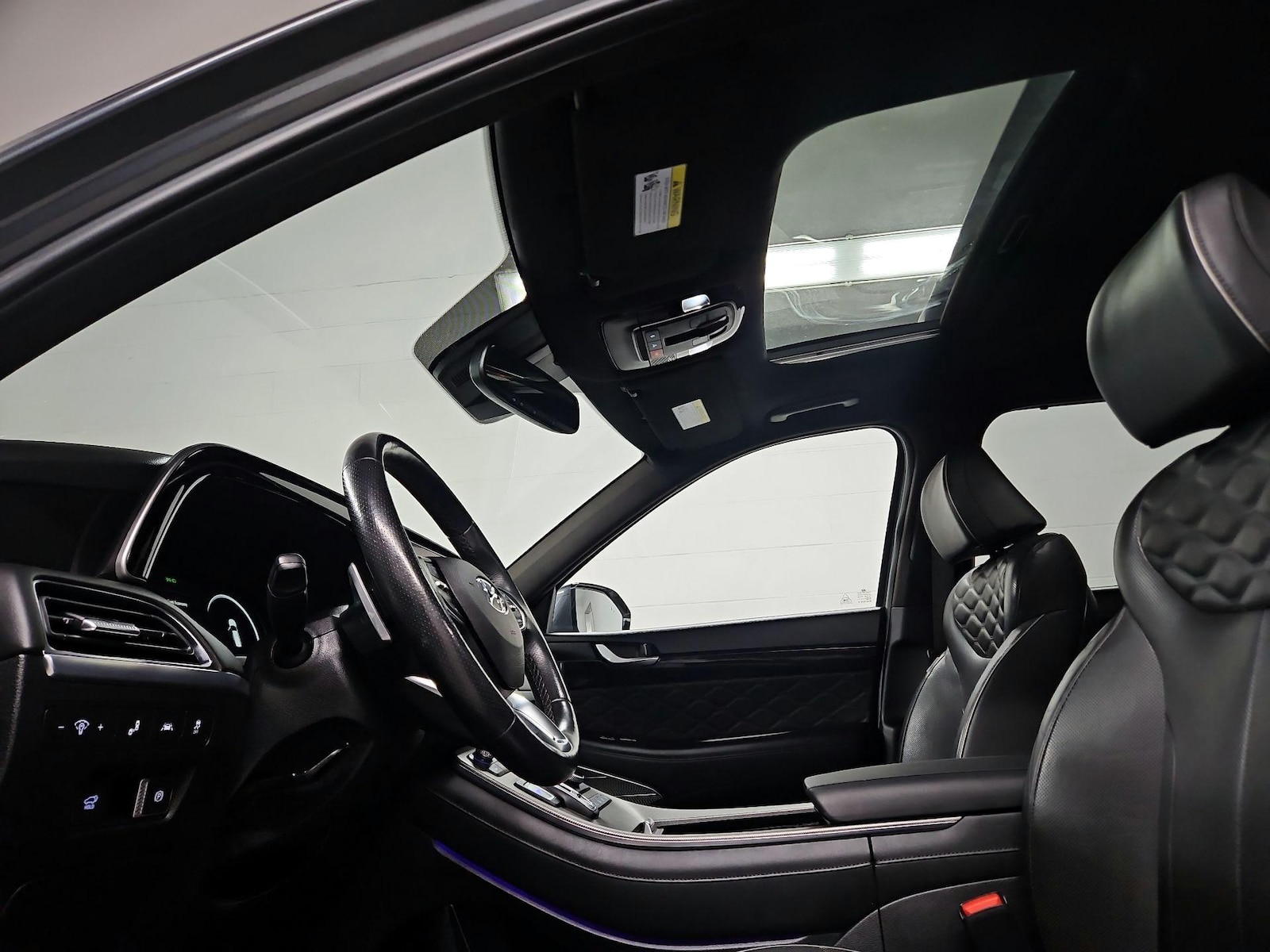 Sunroof(s) & Skylight(s)