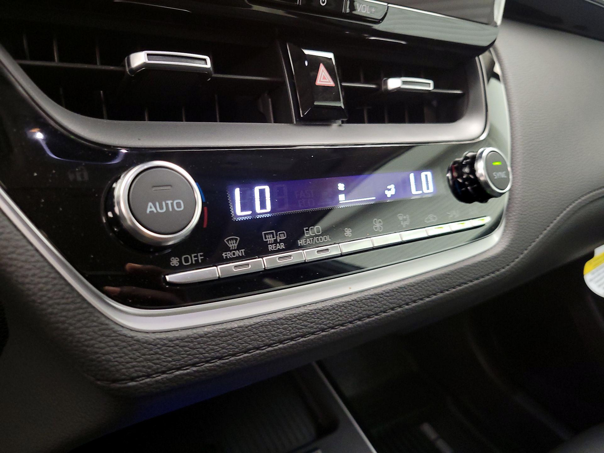 Thumbnail: 2026 Toyota Corolla Cross - 16