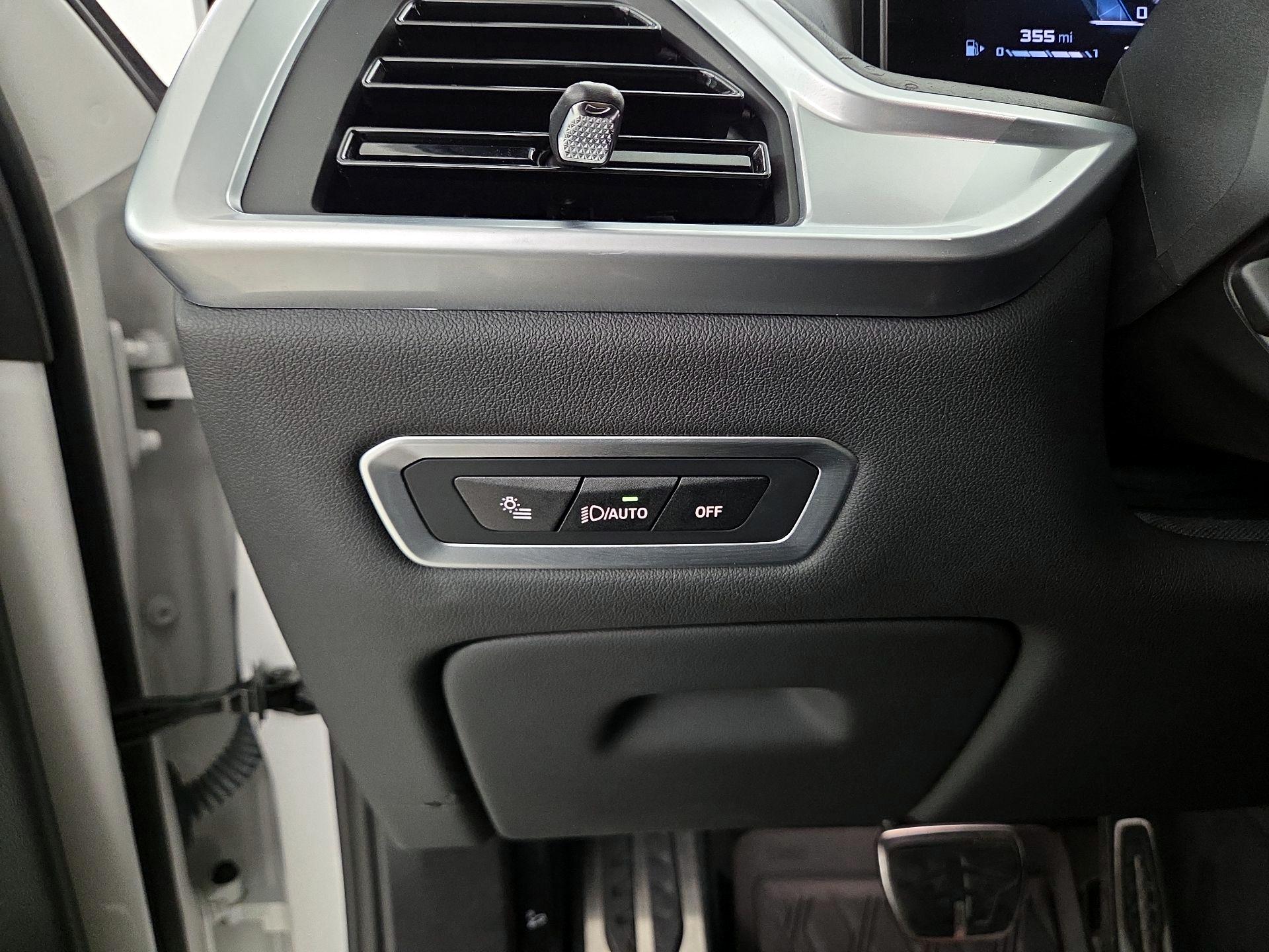 Thumbnail: 2024 BMW X7 - 13