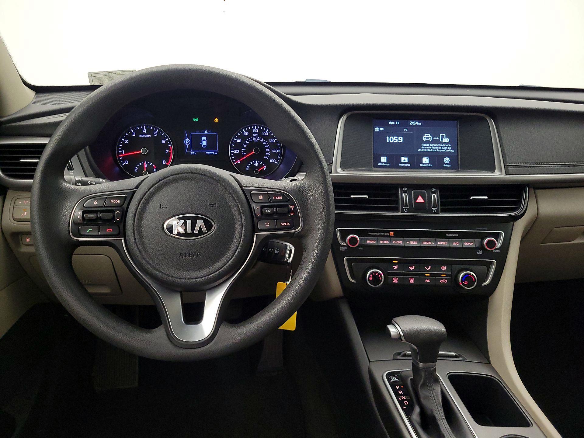 Thumbnail: 2018 Kia Optima - 10