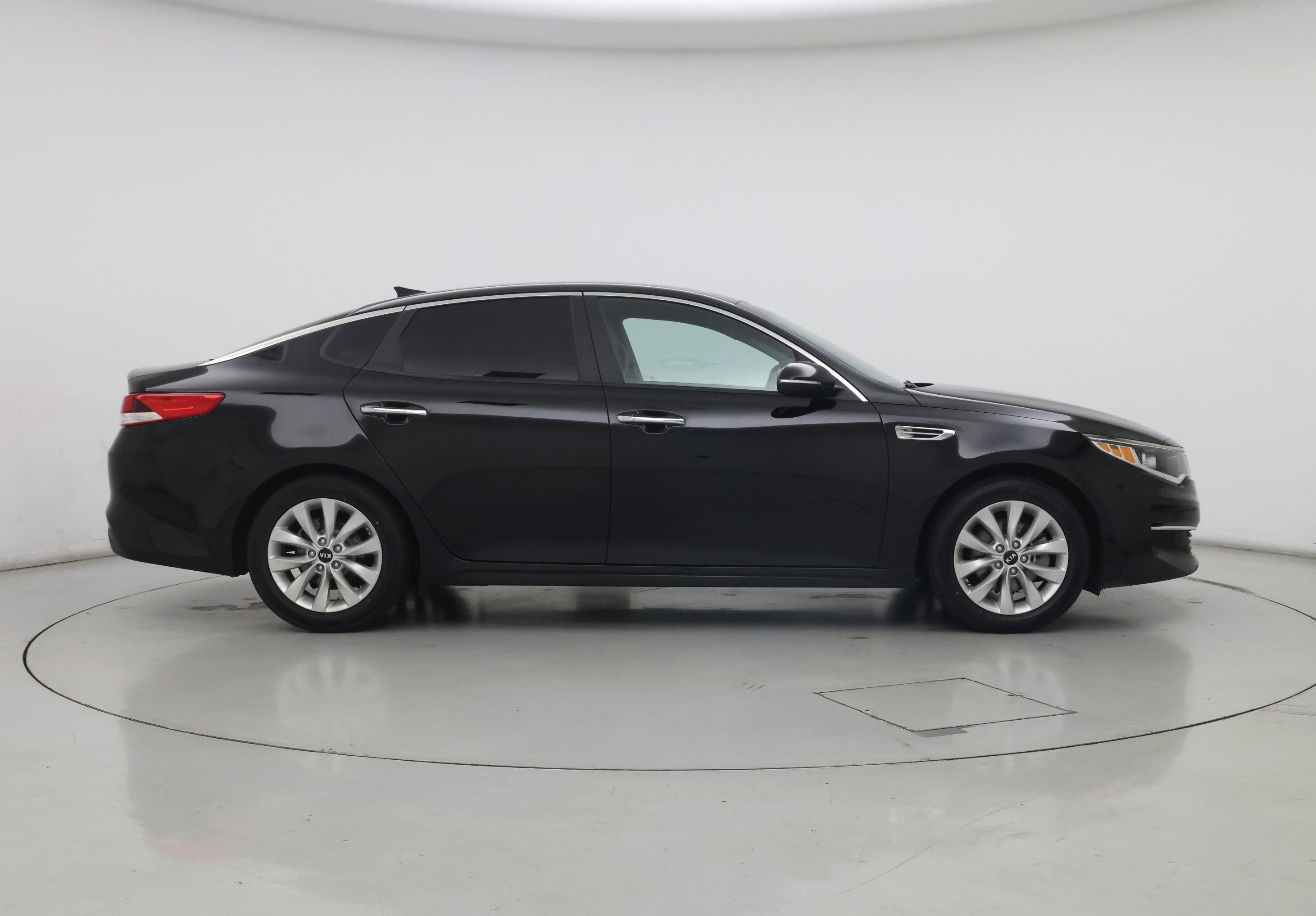 Thumbnail: 2018 Kia Optima - 7