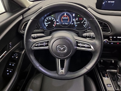 Steering Wheel & Instrument Cluster (On)