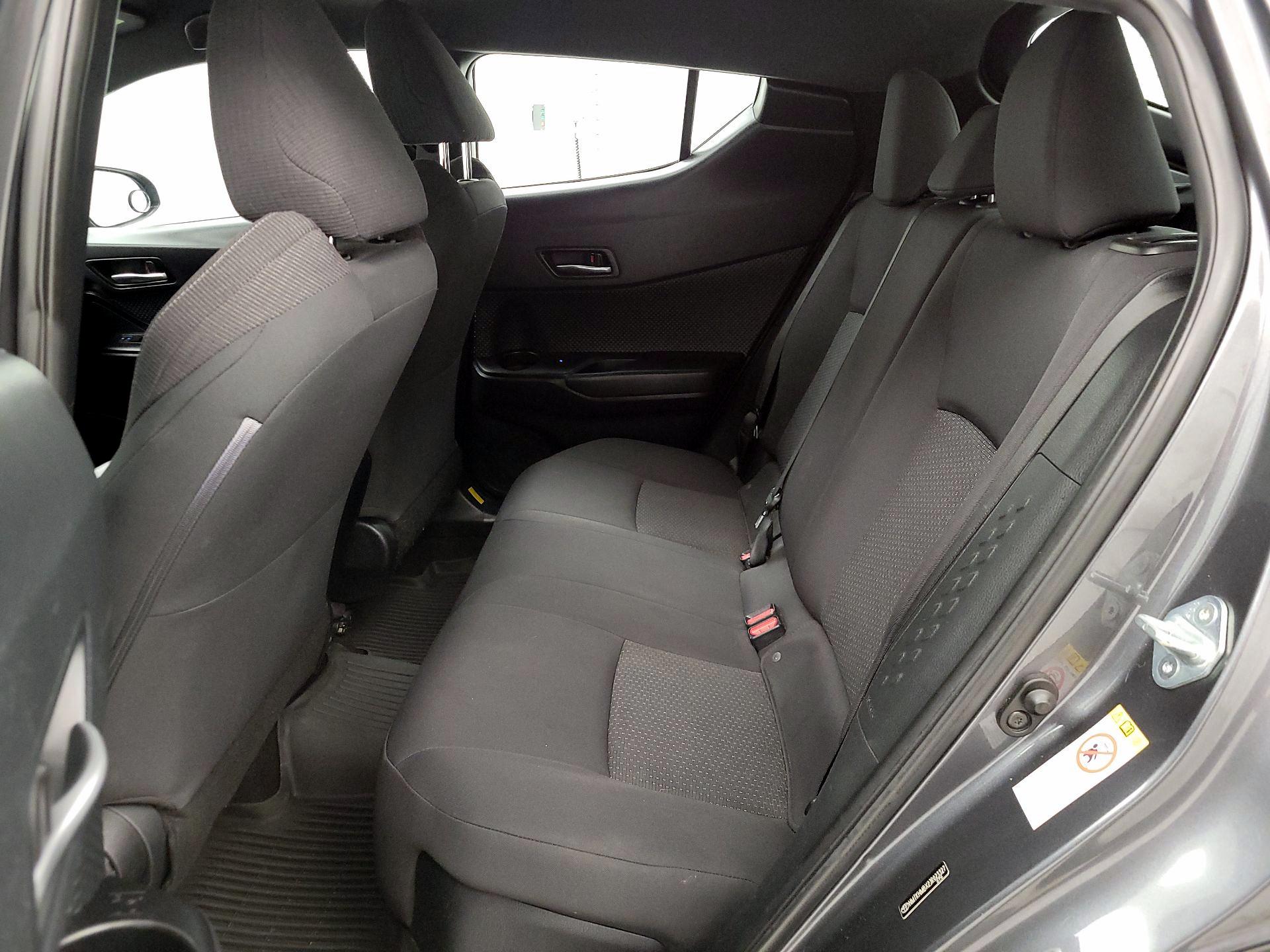 Thumbnail: 2018 Toyota C-HR - 19