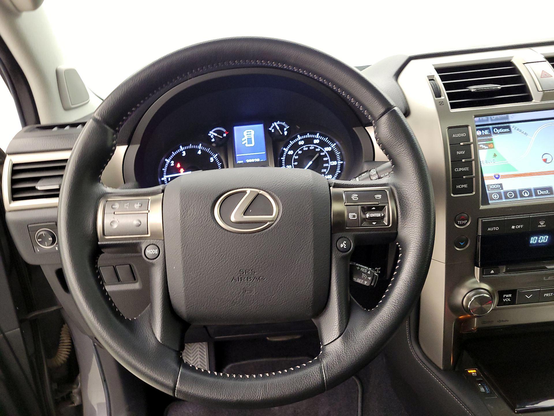 Thumbnail: 2015 Lexus GX - 10