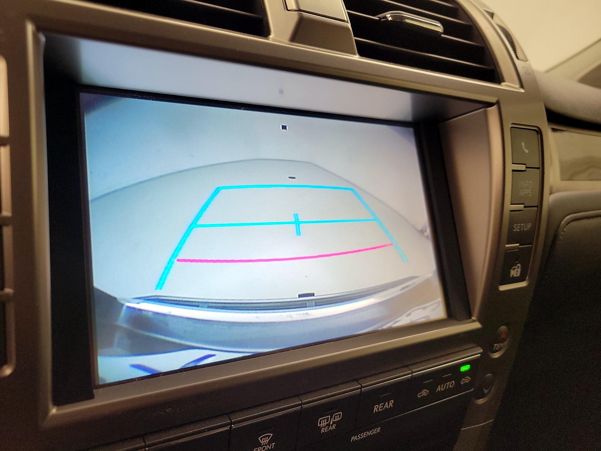 Thumbnail: 2015 Lexus GX - 15