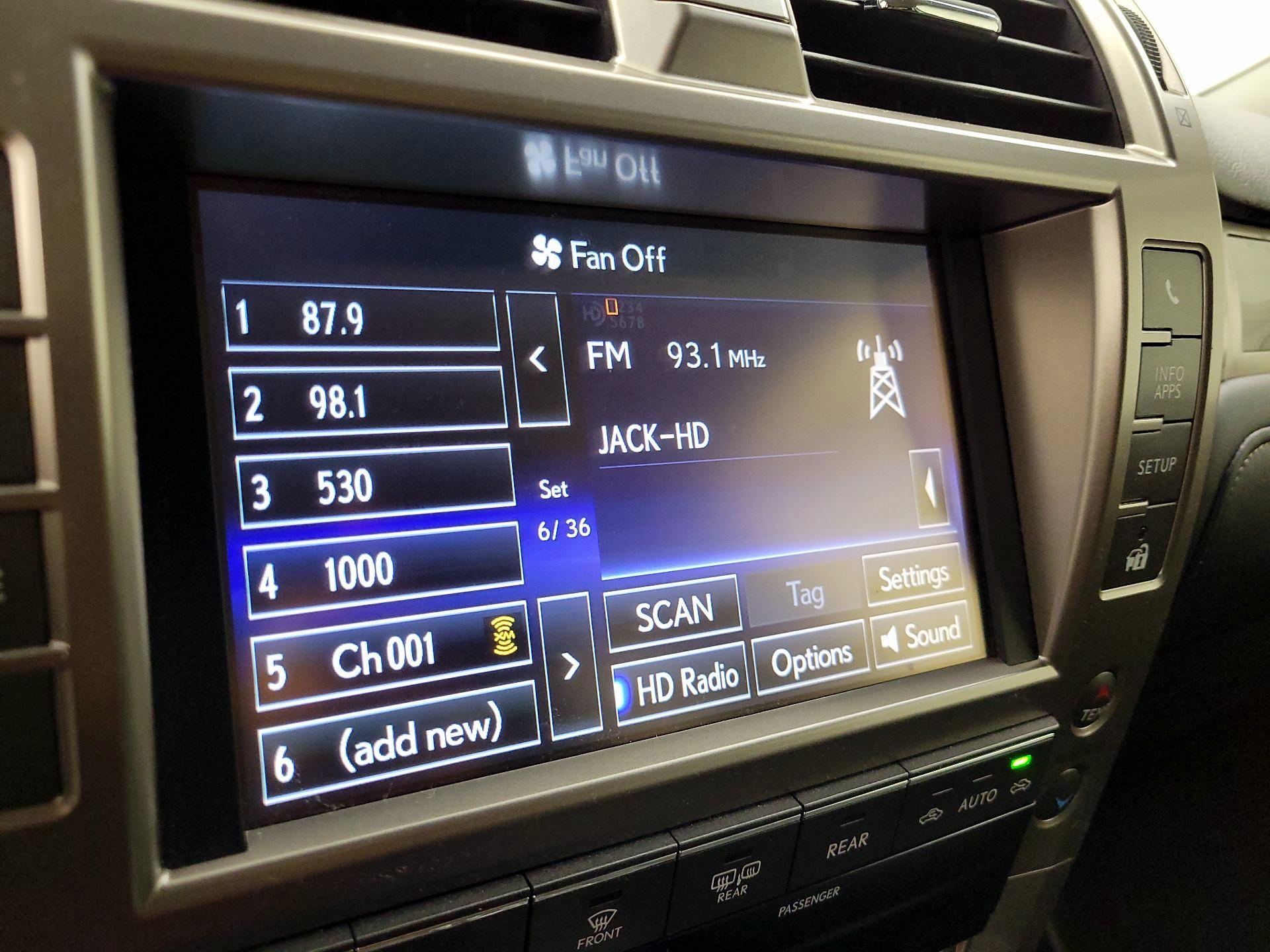 Thumbnail: 2015 Lexus GX - 16