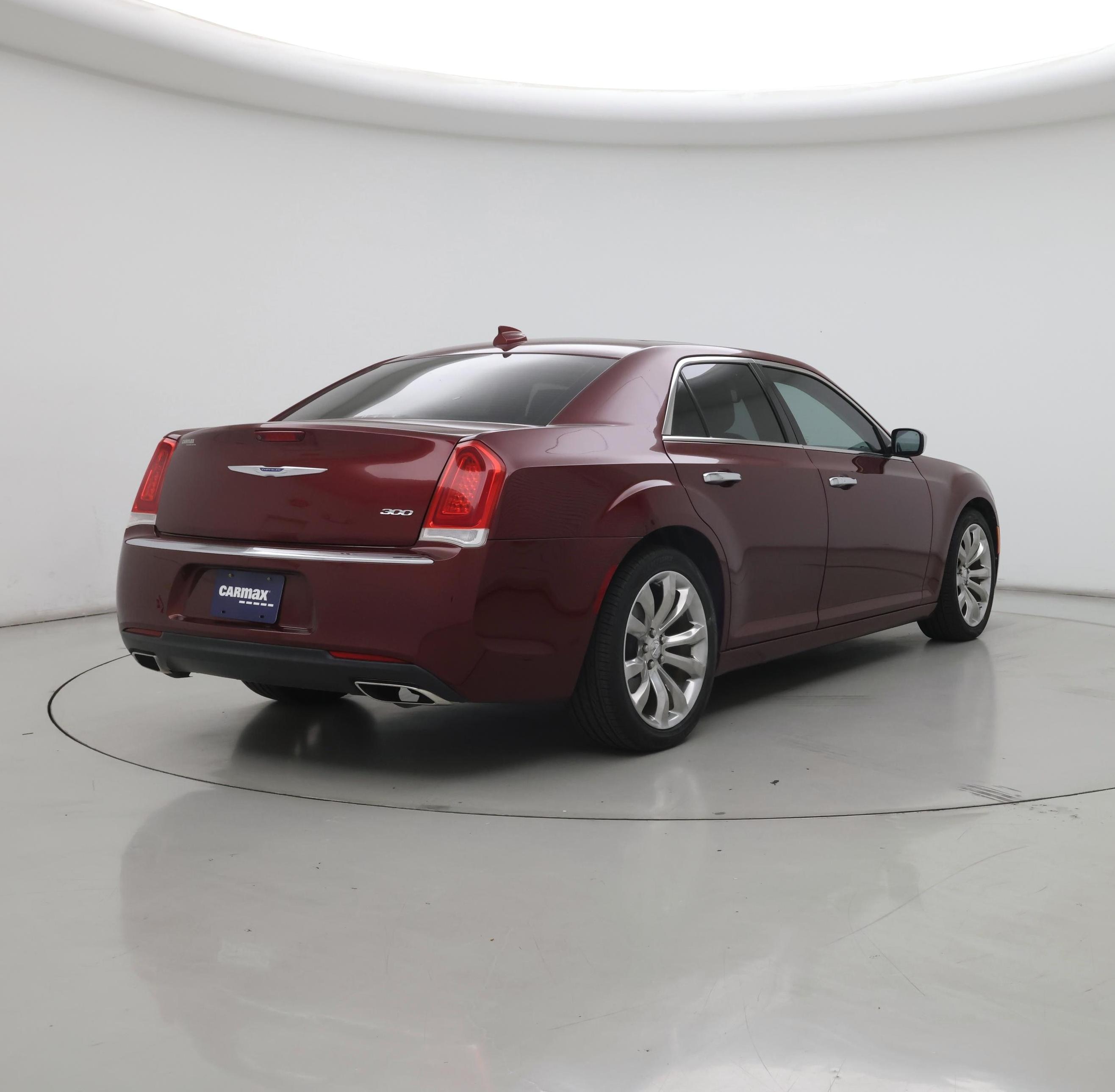 Thumbnail: 2019 Chrysler 300 - 8