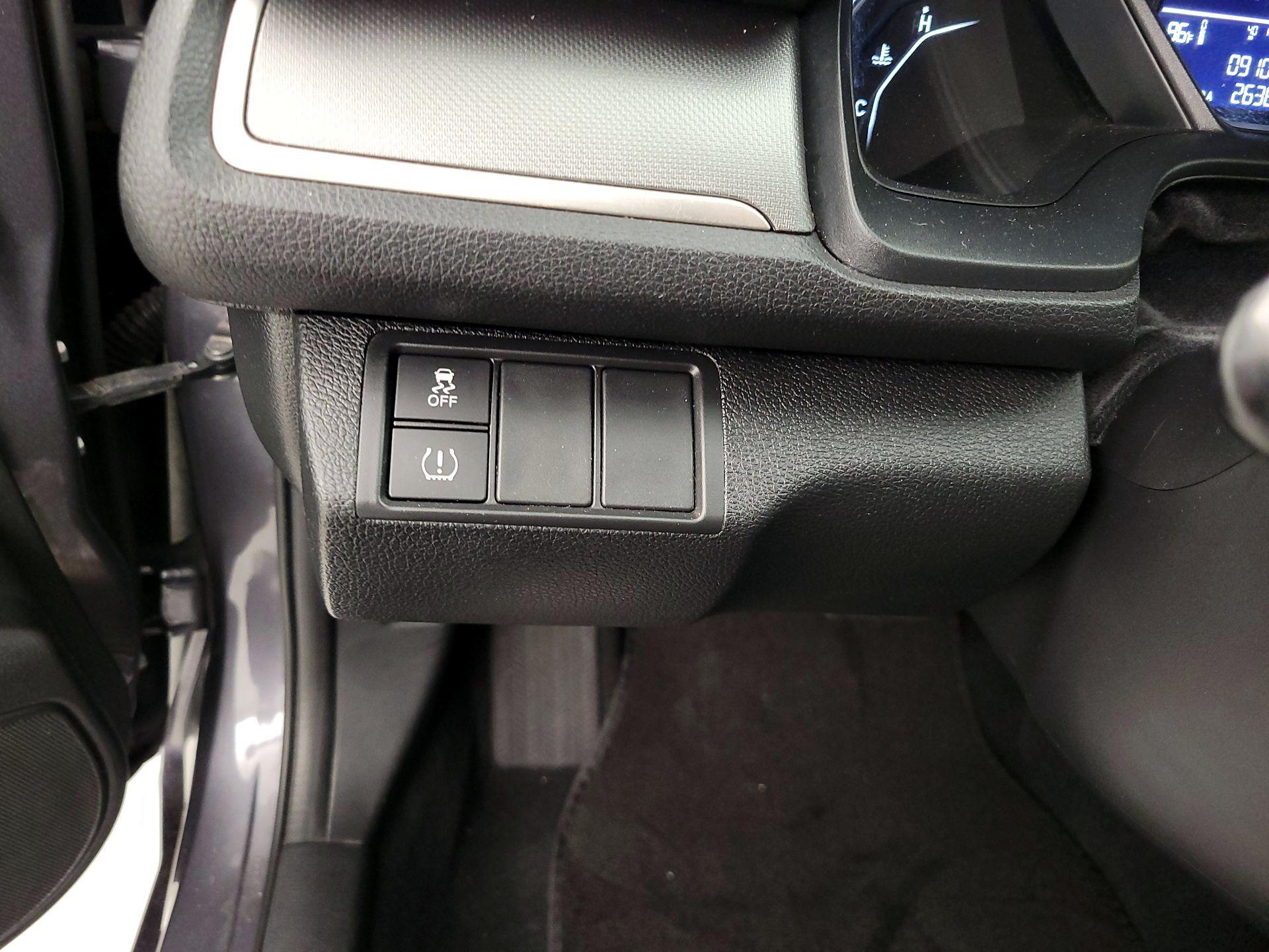 Thumbnail: 2017 Honda Civic - 13