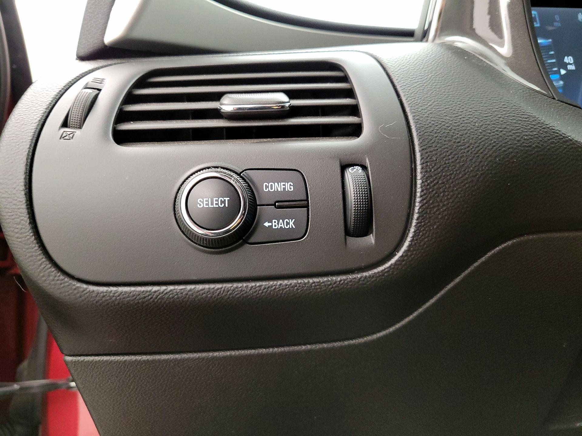 Thumbnail: 2015 Chevrolet Volt - 13