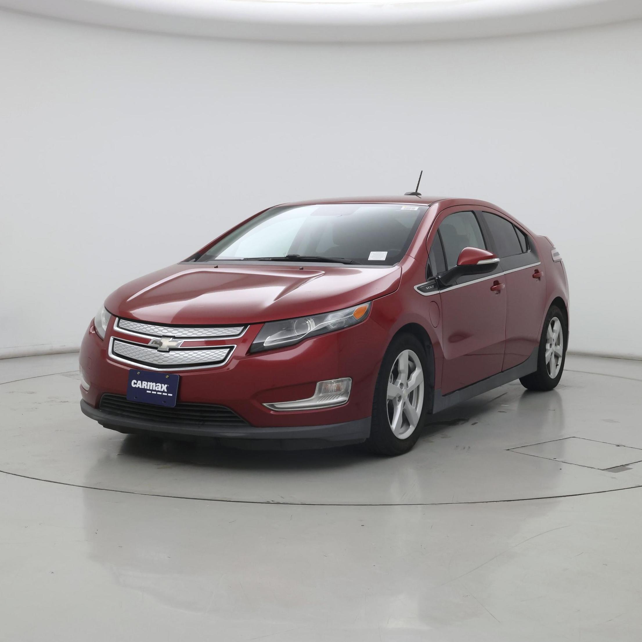 Thumbnail: 2015 Chevrolet Volt - 4
