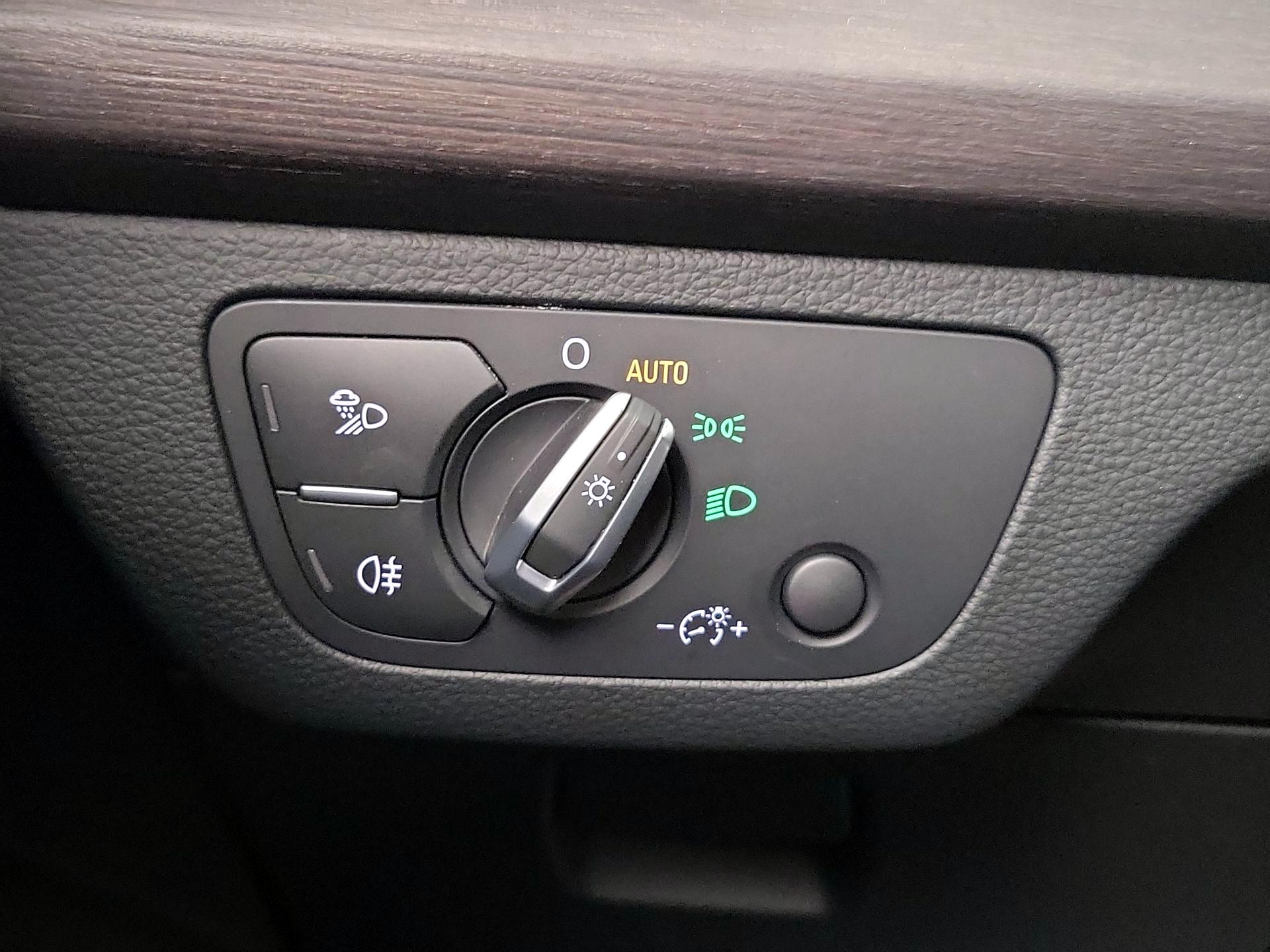 Thumbnail: 2022 Audi Q5 - 13