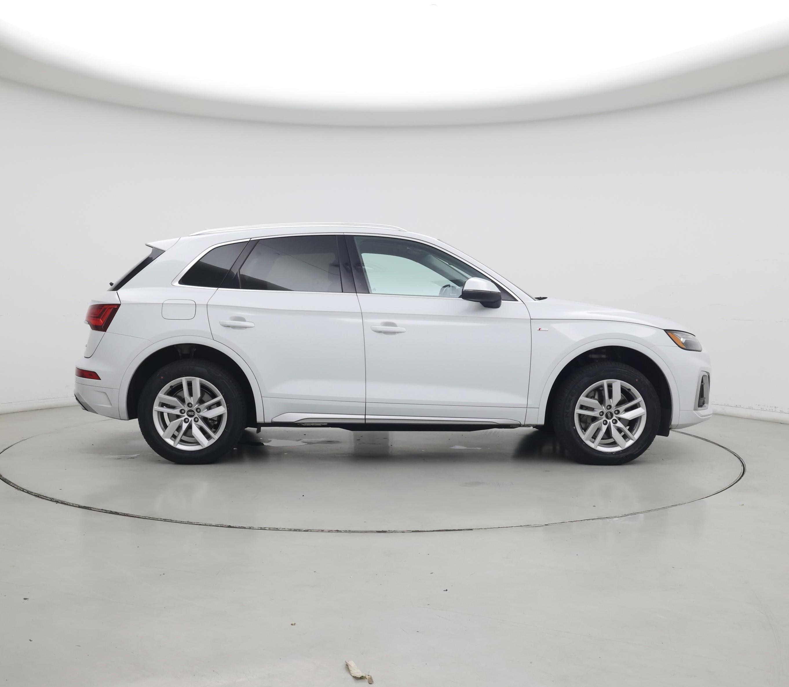 Thumbnail: 2022 Audi Q5 - 7